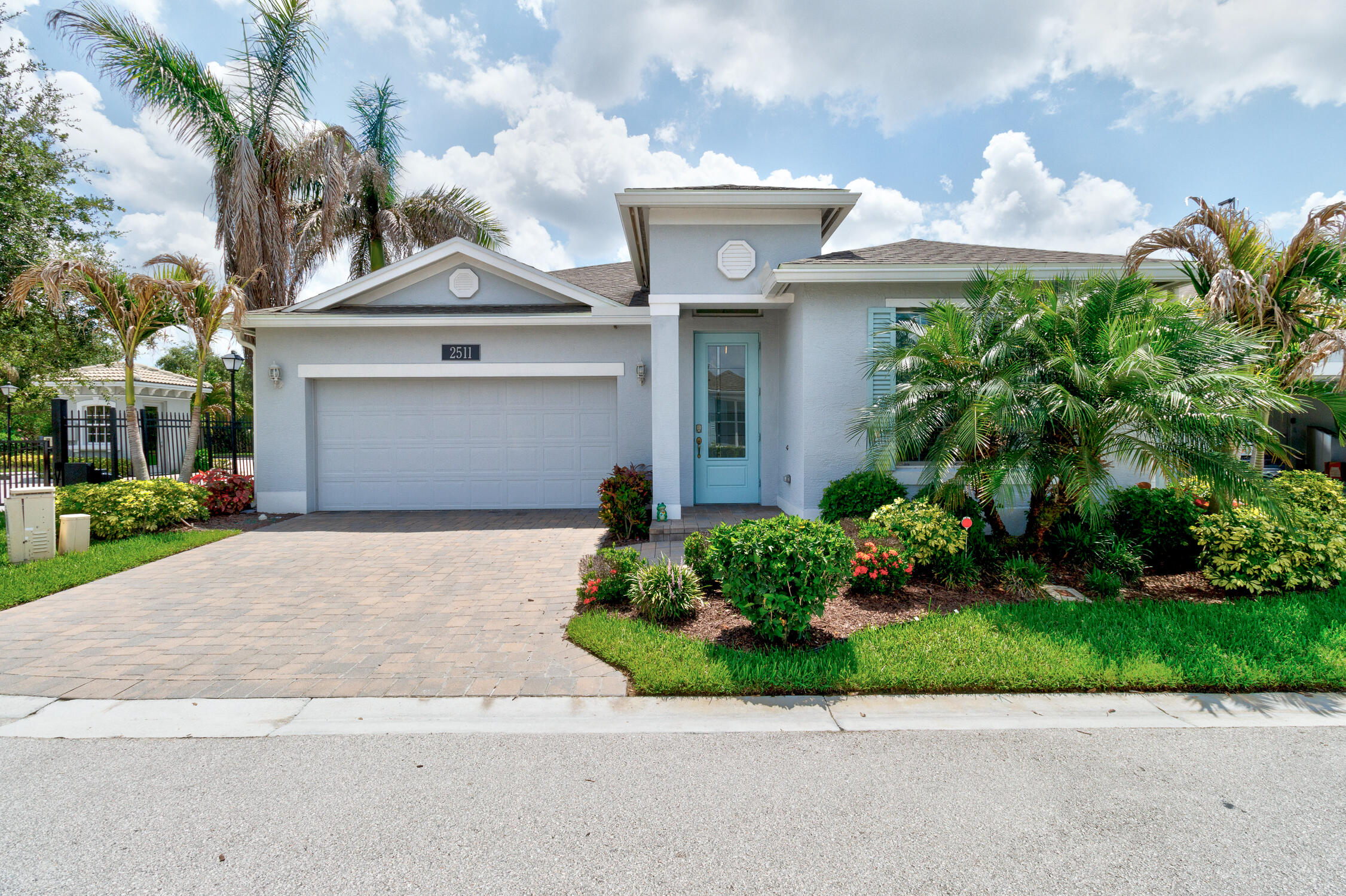 BELLA VISTA ISLES - Residential