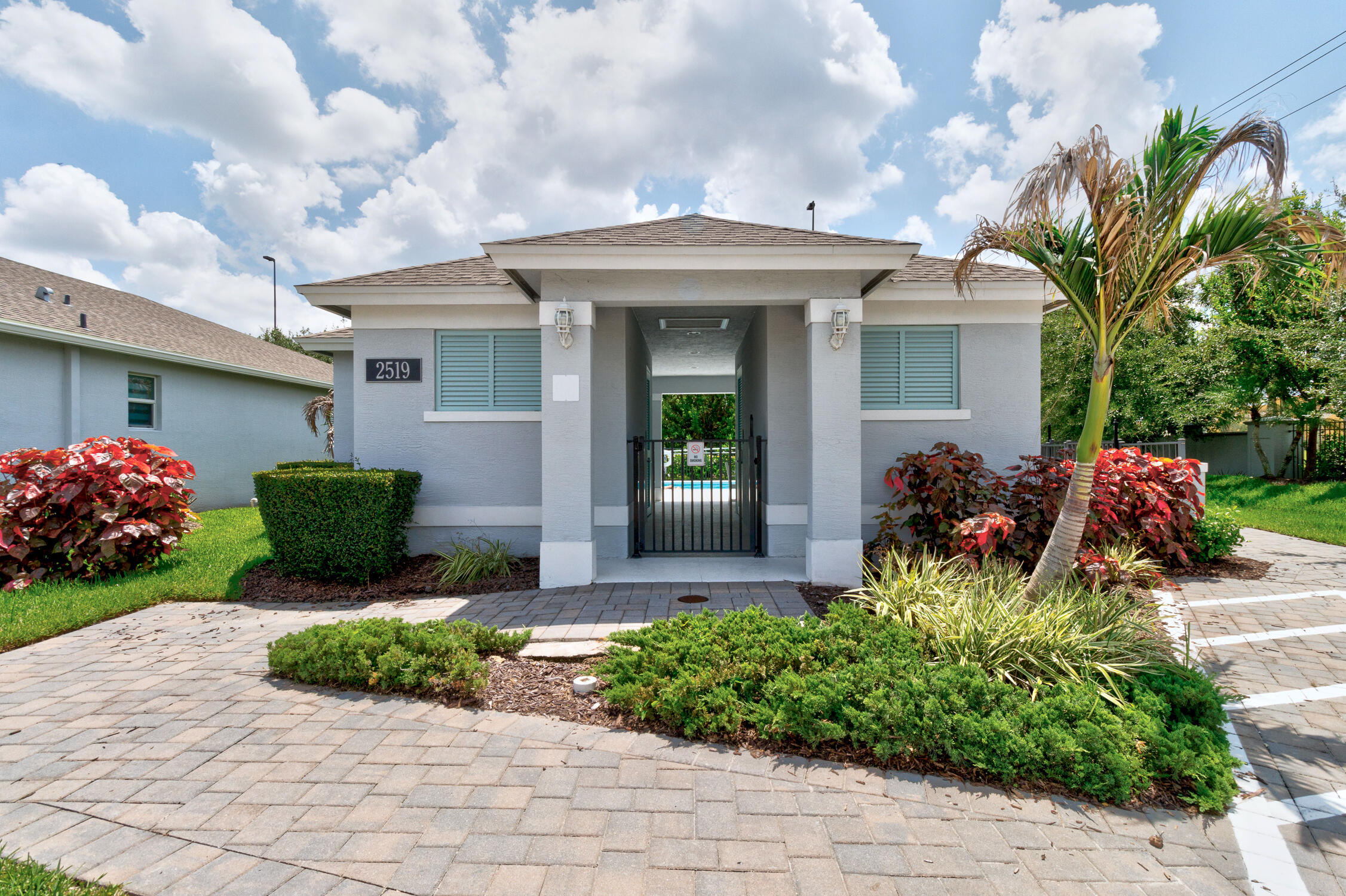 BELLA VISTA ISLES - Residential