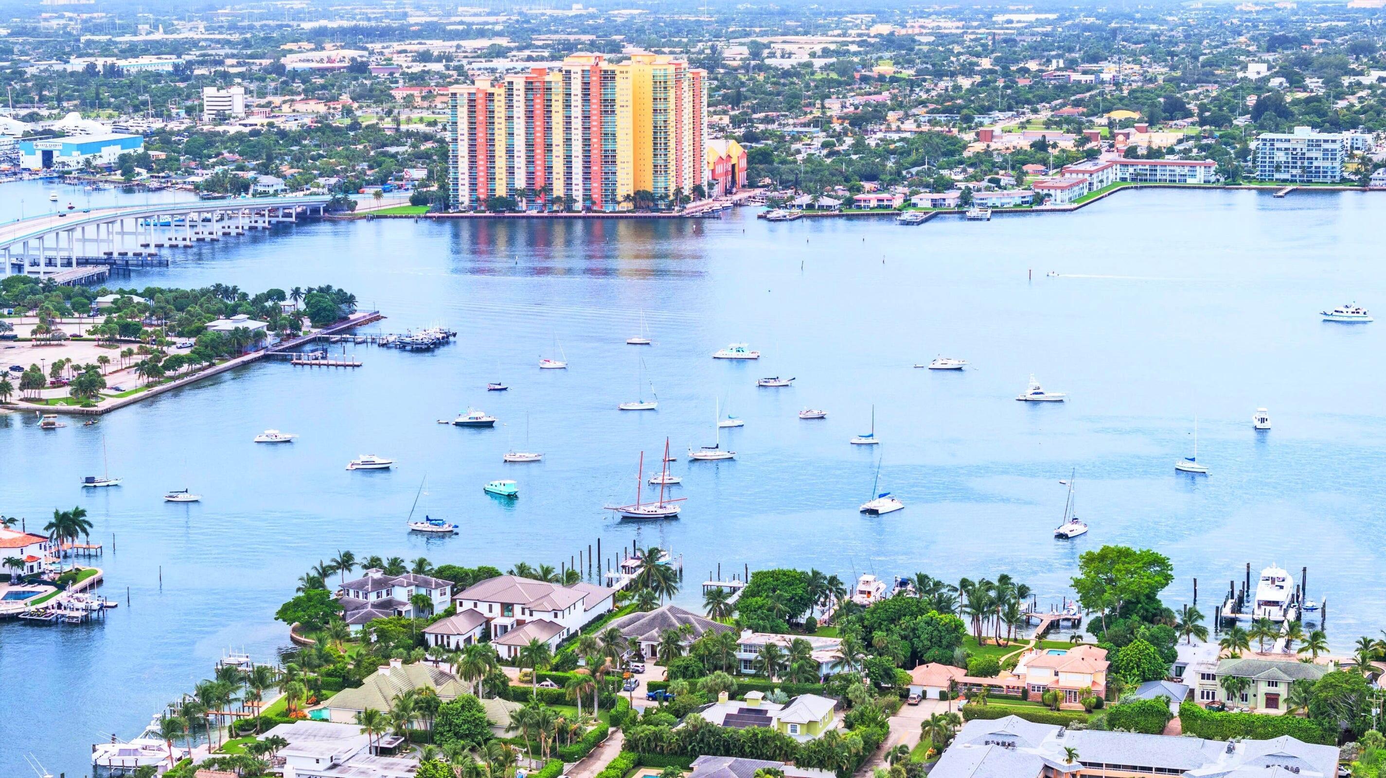 AMRIT OCEAN RESORT CONDO - Residential