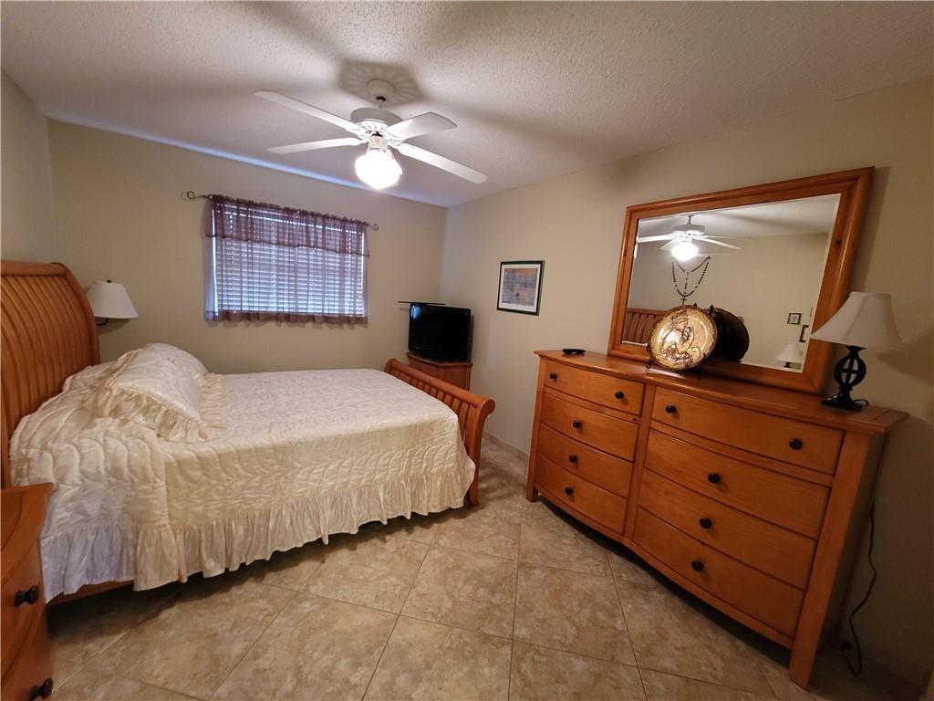 Garnet condo - Residential