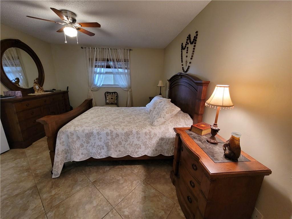 Garnet condo - Residential