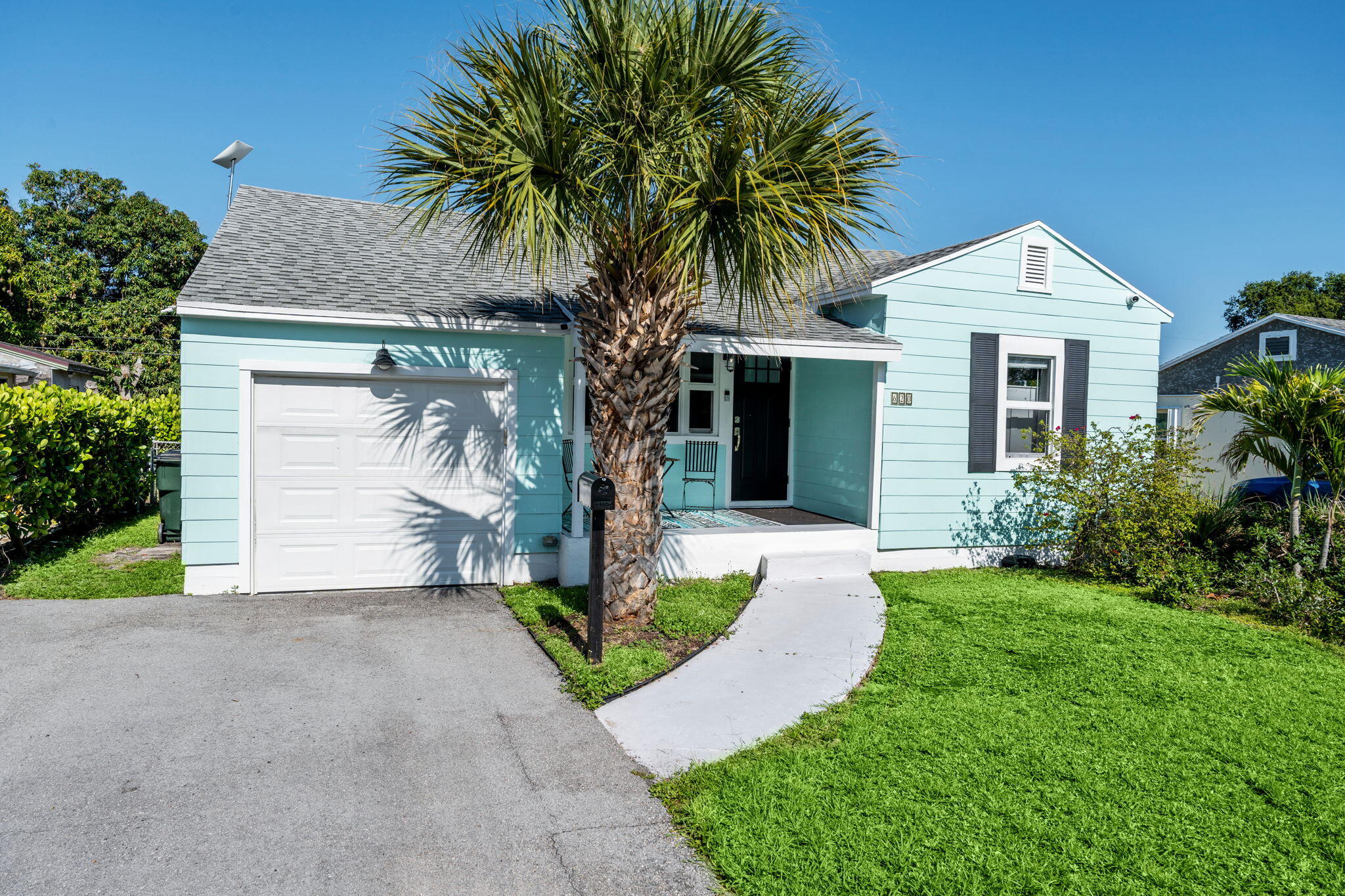 LAKE WORTH TOWN OF - Residential