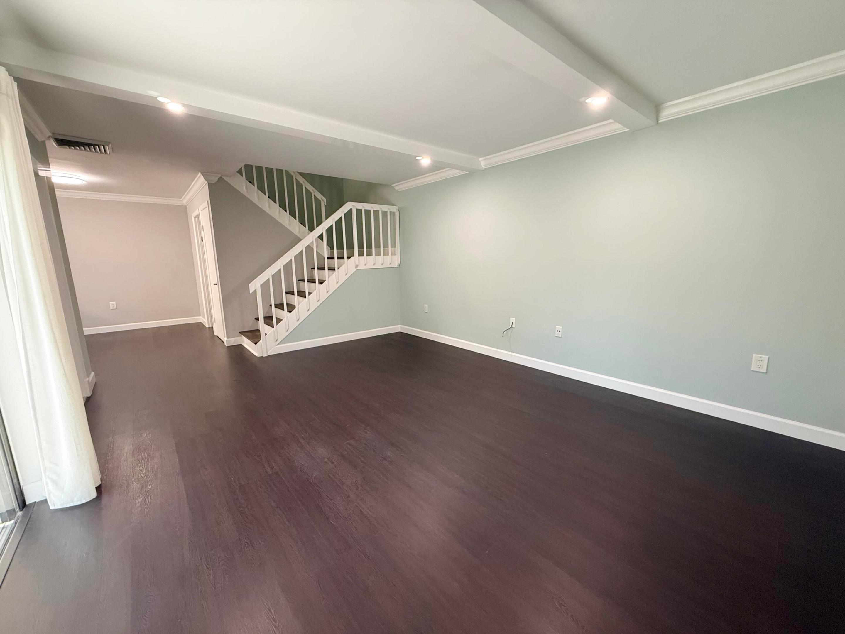 GARDEN LAKES - Residential Lease