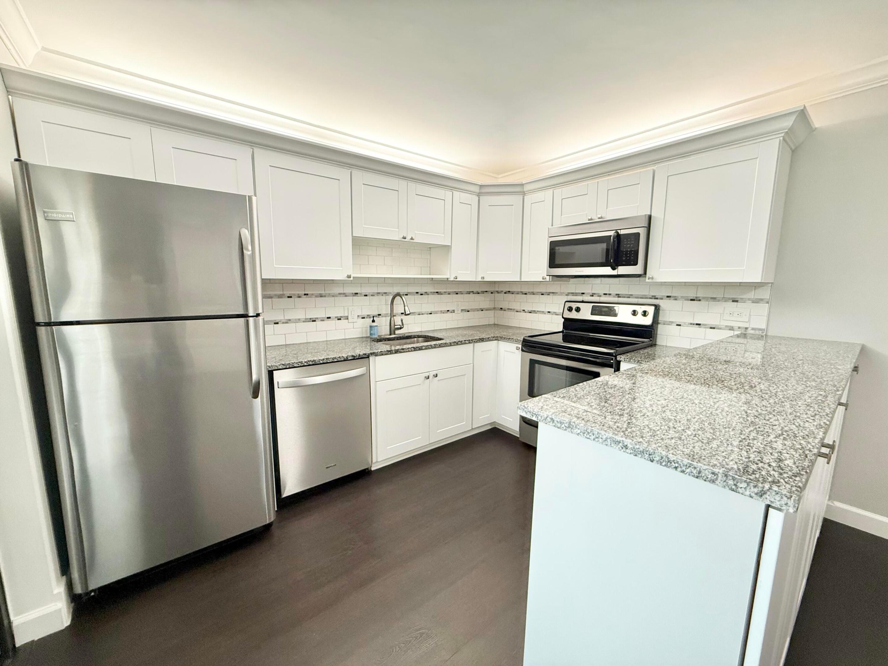 GARDEN LAKES - Residential Lease