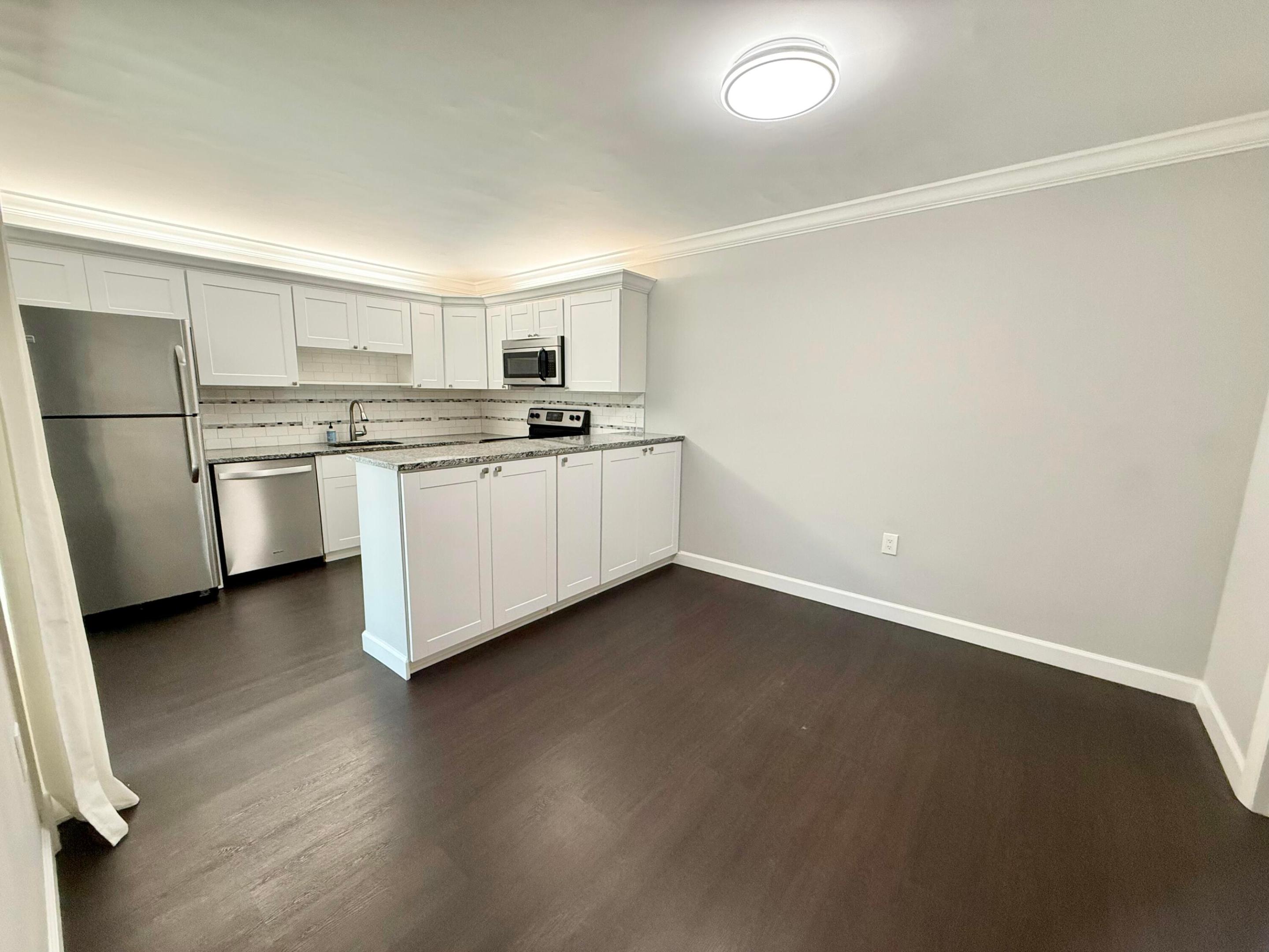 GARDEN LAKES - Residential Lease