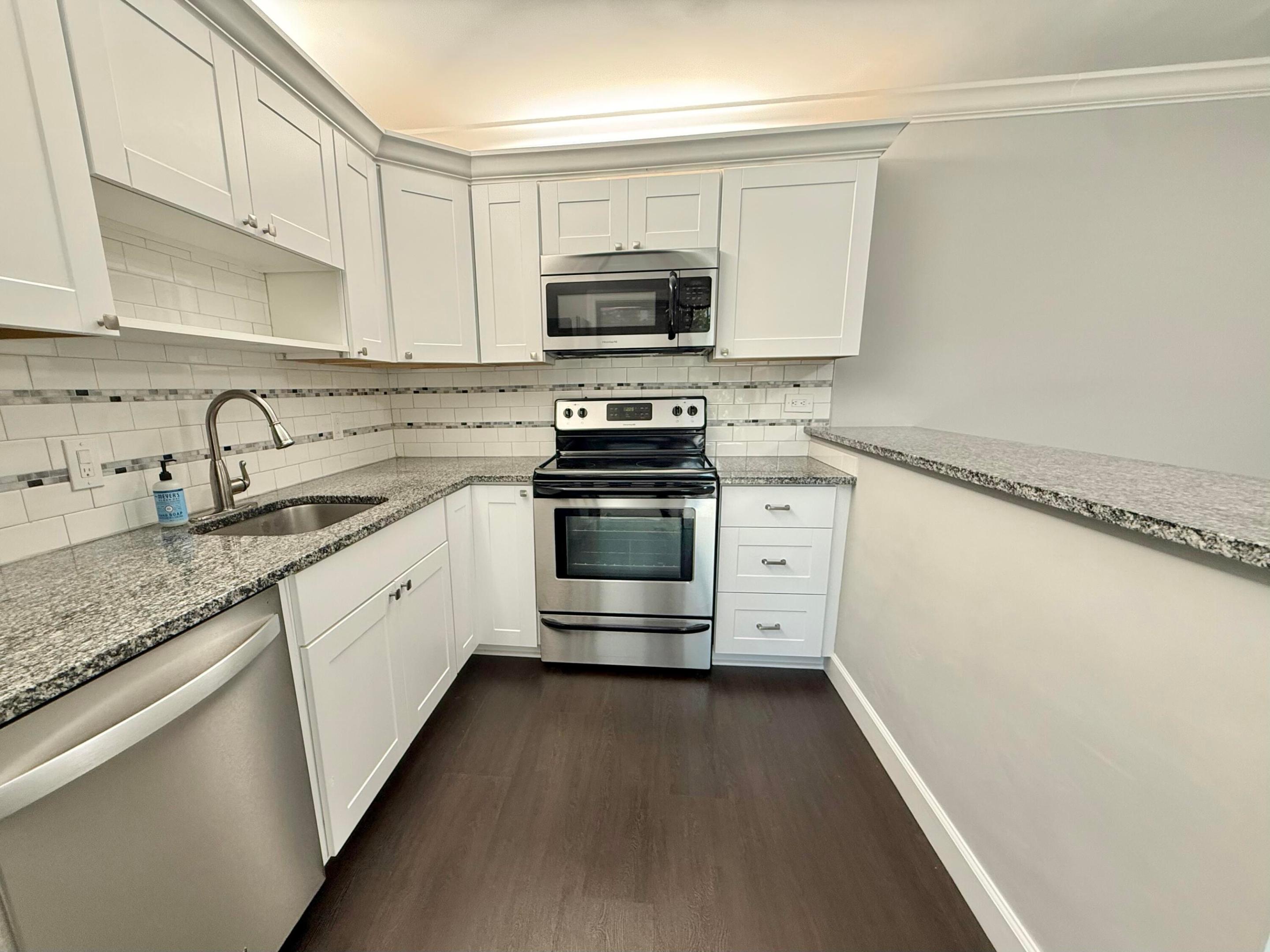 GARDEN LAKES - Residential Lease