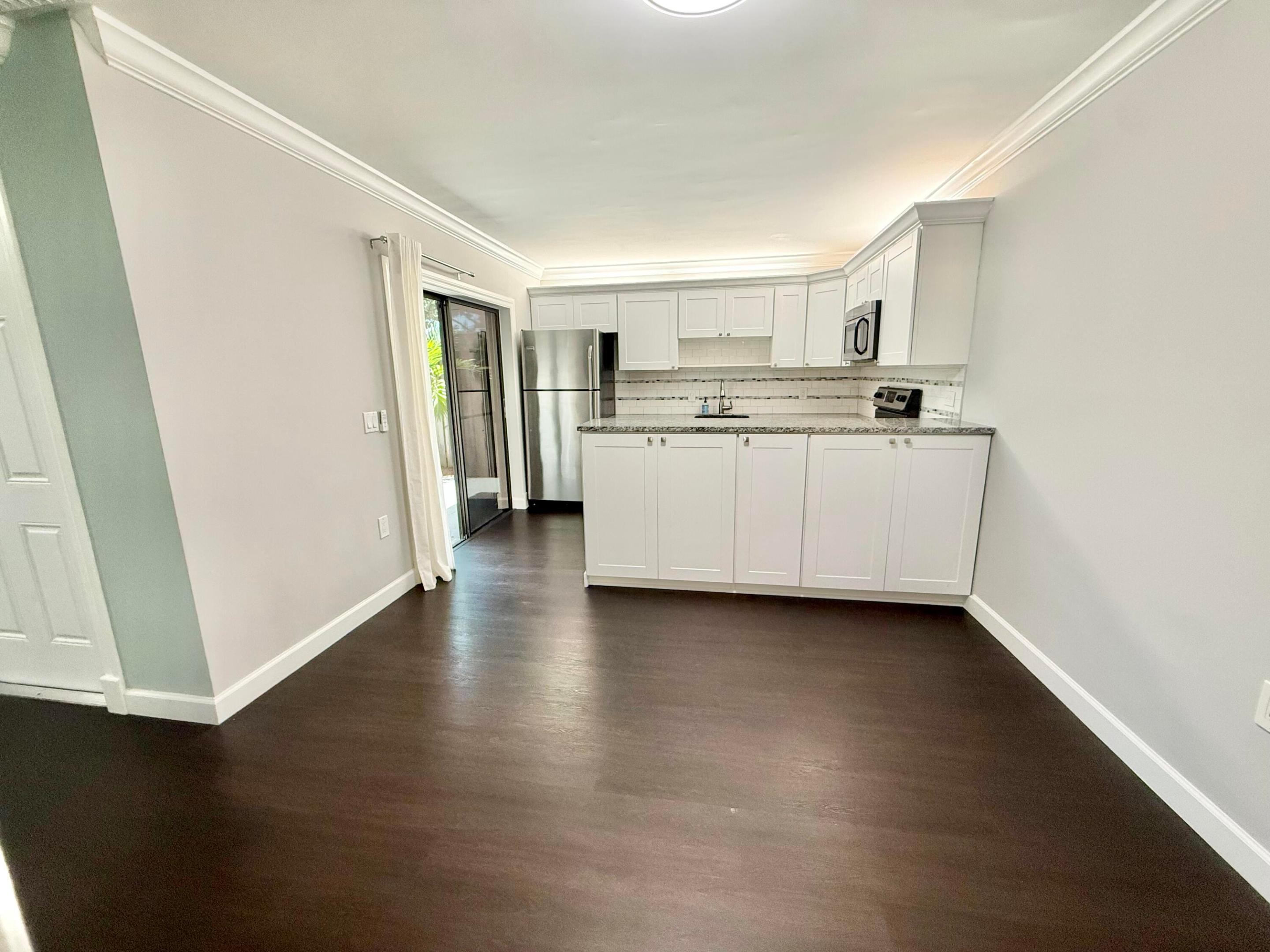 GARDEN LAKES - Residential Lease
