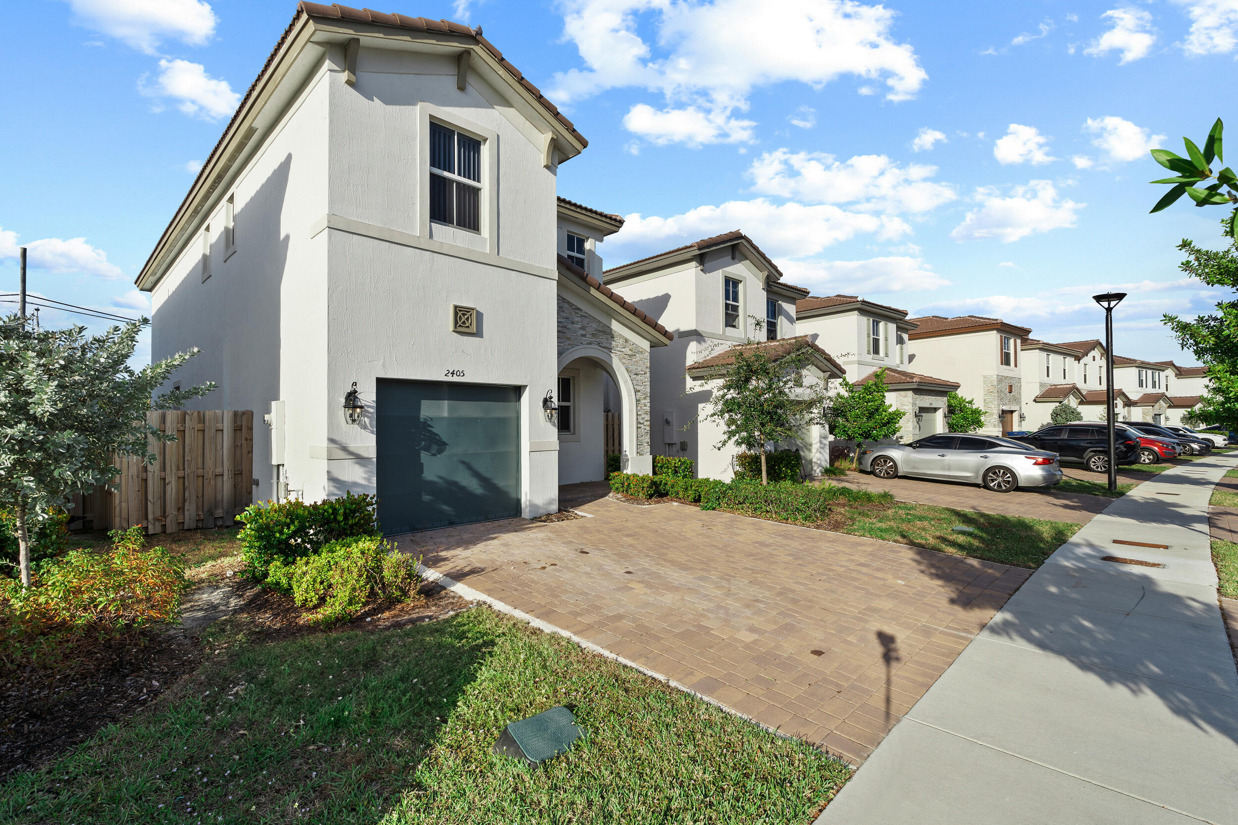 GOLF ESTS 1ST ADDN - Residential Lease
