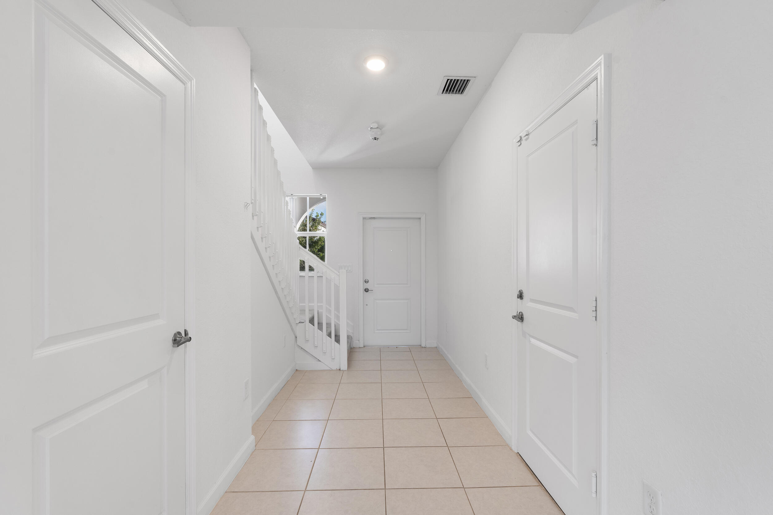GOLF ESTS 1ST ADDN - Residential Lease