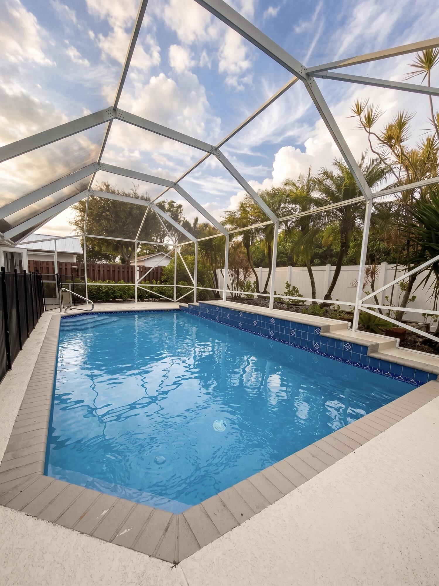 SPANISH ISLES II - Residential Lease