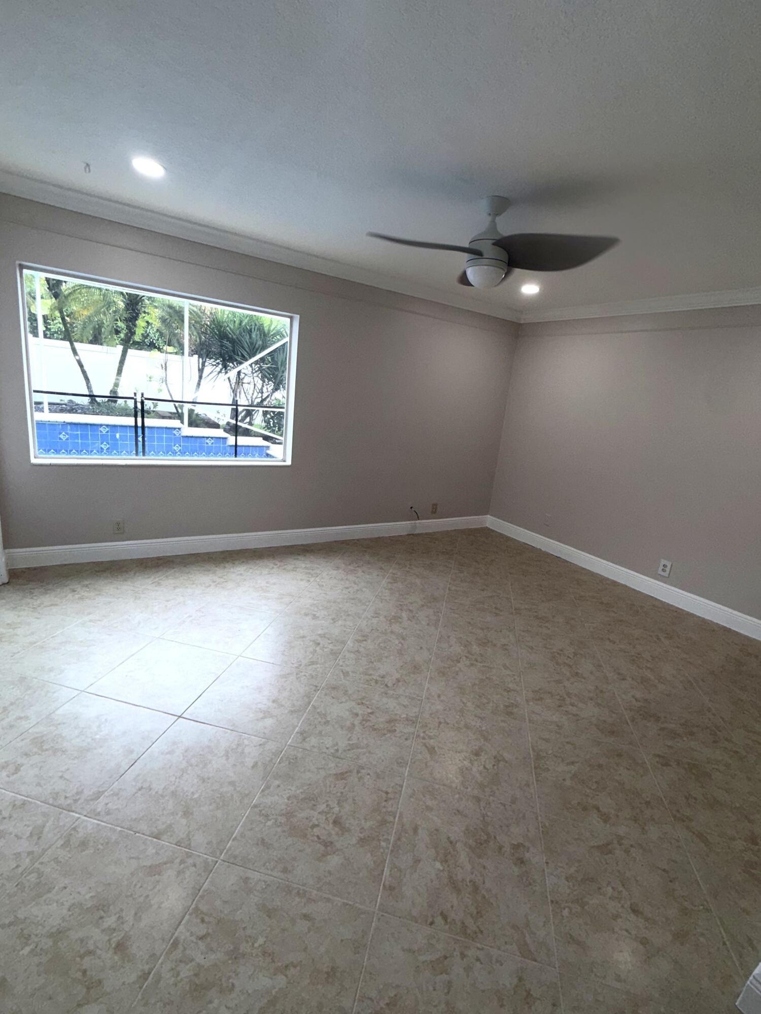 SPANISH ISLES II - Residential Lease