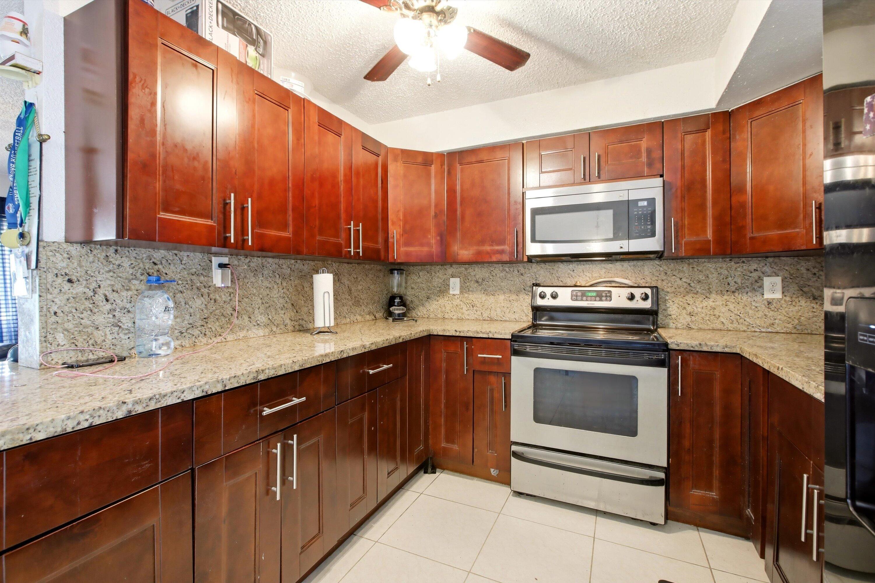 KENDALL GREEN SEC - Residential