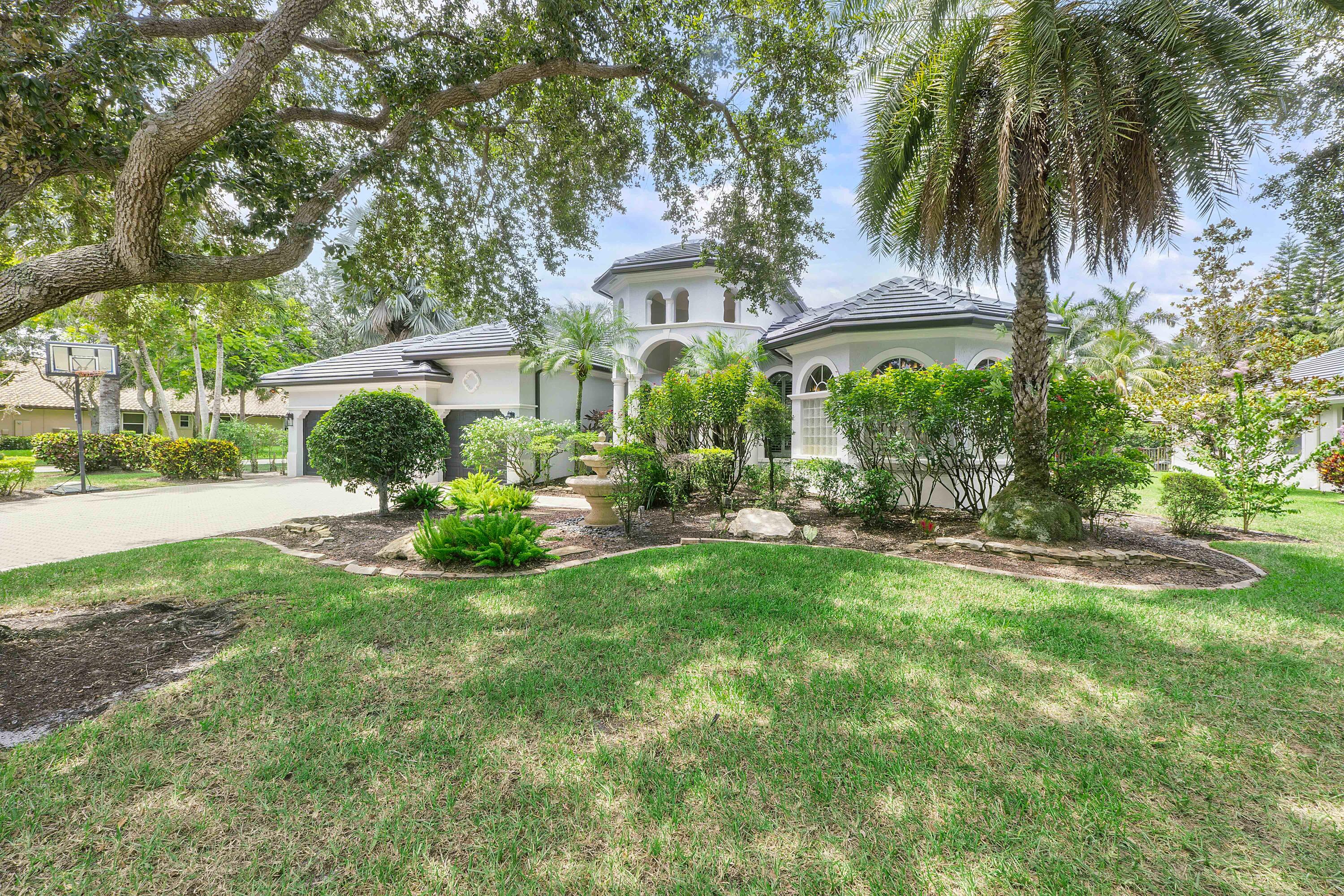 GRAND CYPRESS ESTATES - Residential