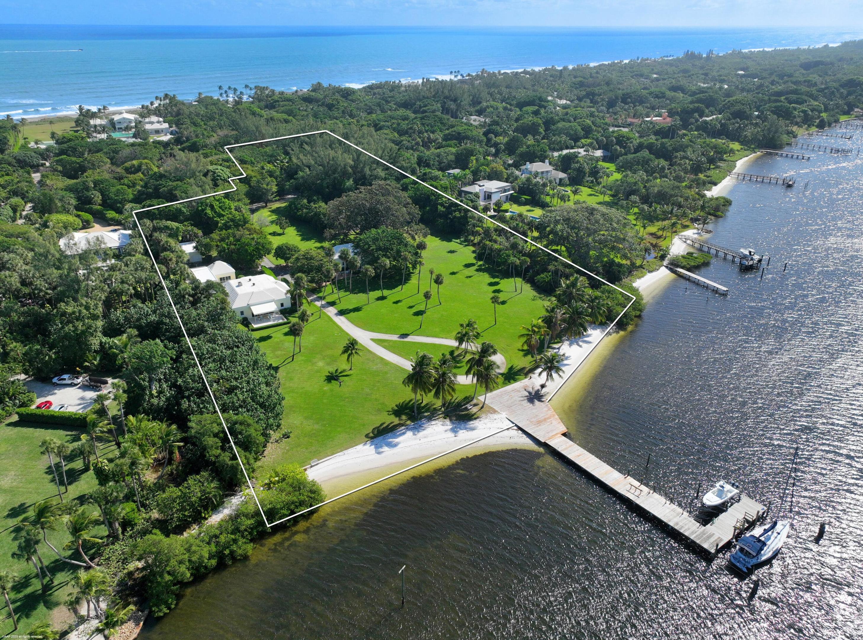 JUPITER ISLAND - Residential