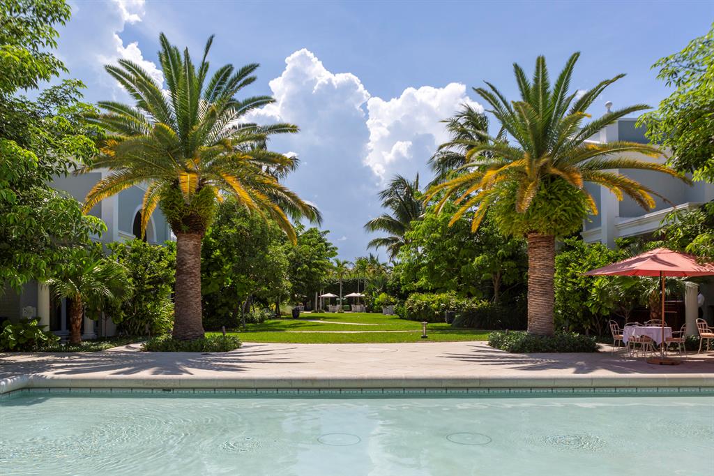 EDGEWATER - Residential