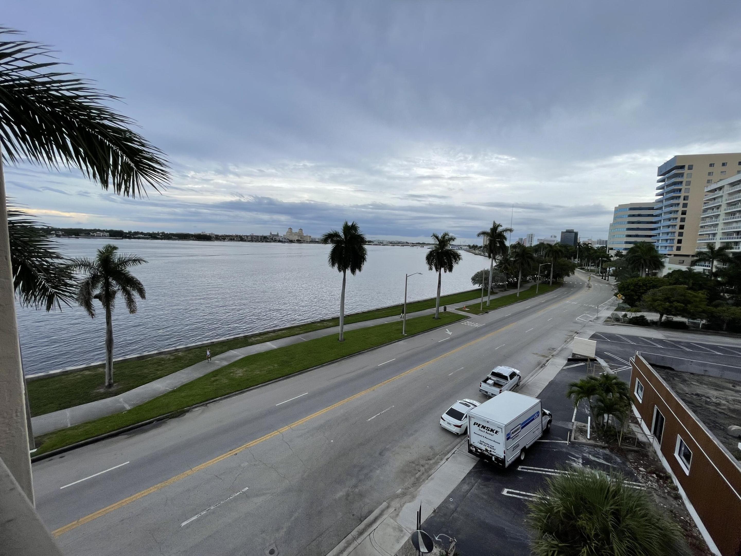 Flagler Pointe - Residential Lease