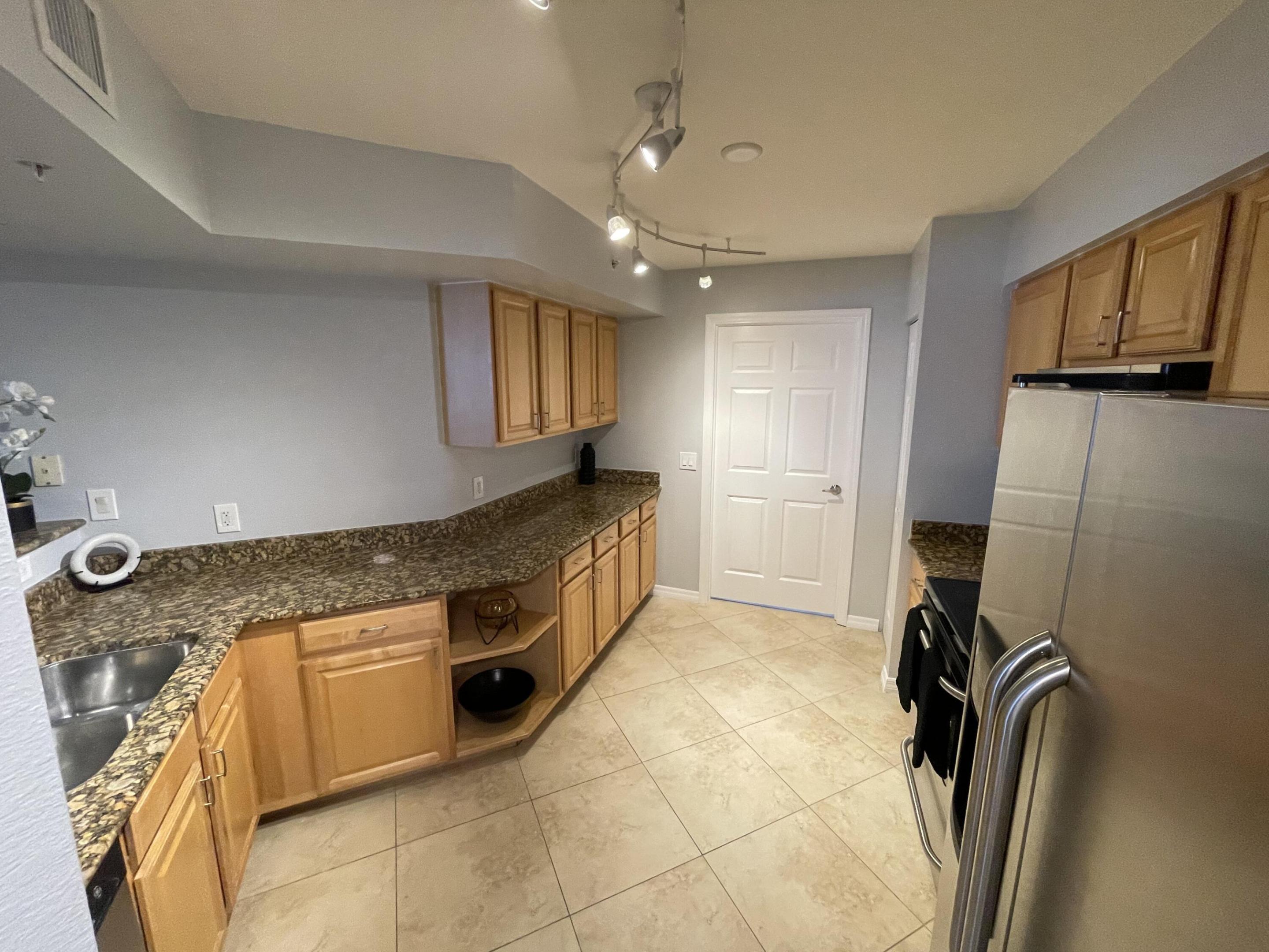 Flagler Pointe - Residential Lease