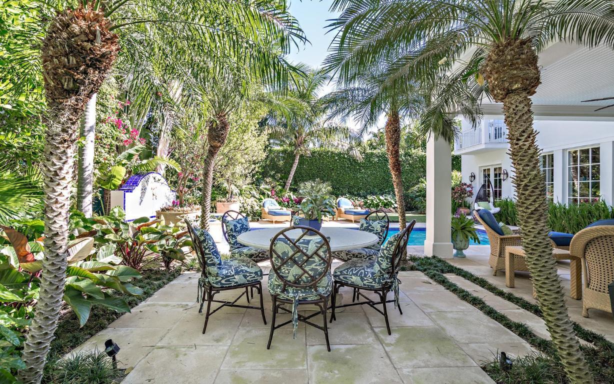 EL ENCANTO - Residential