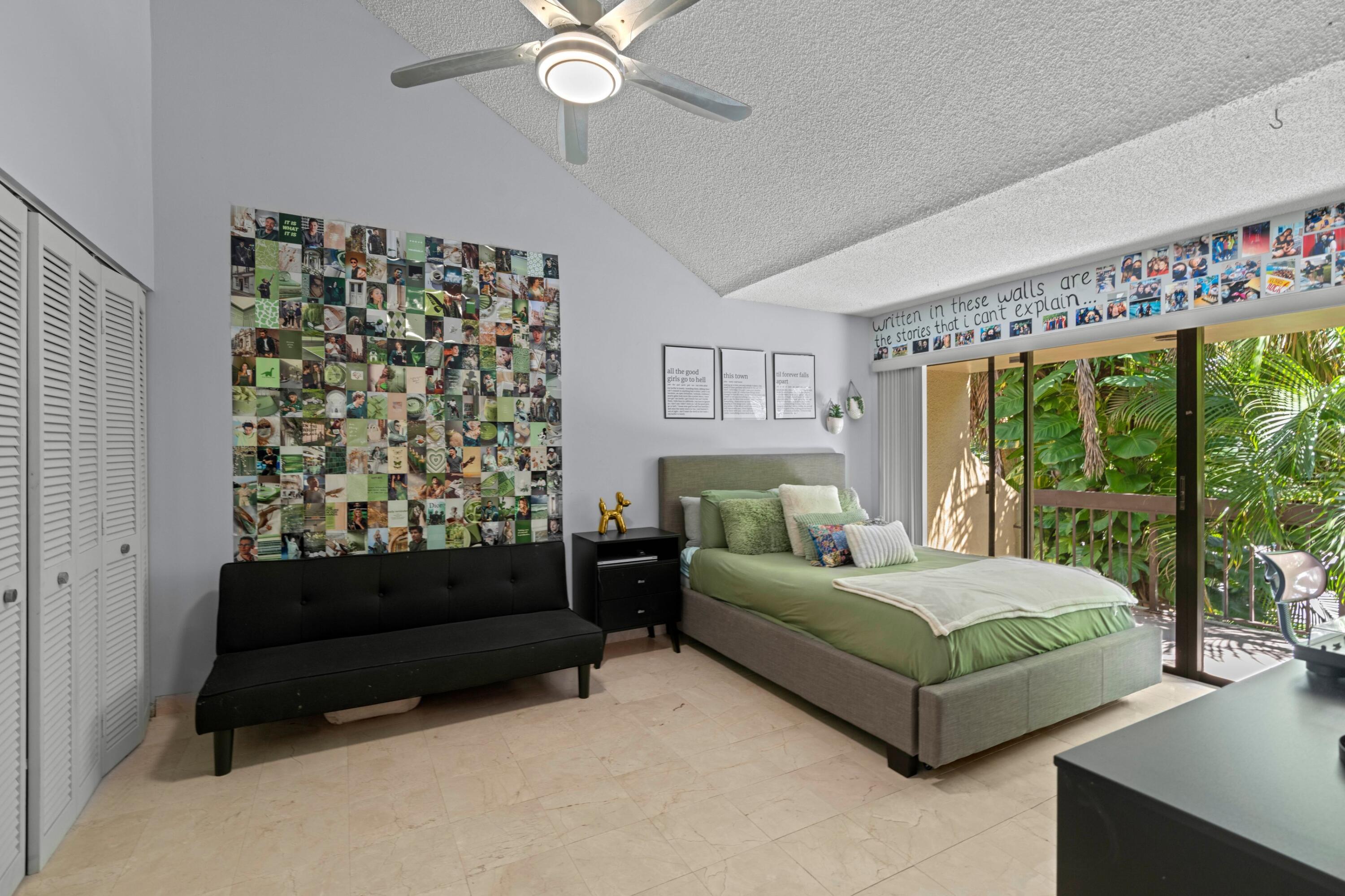 LANDS END - Residential
