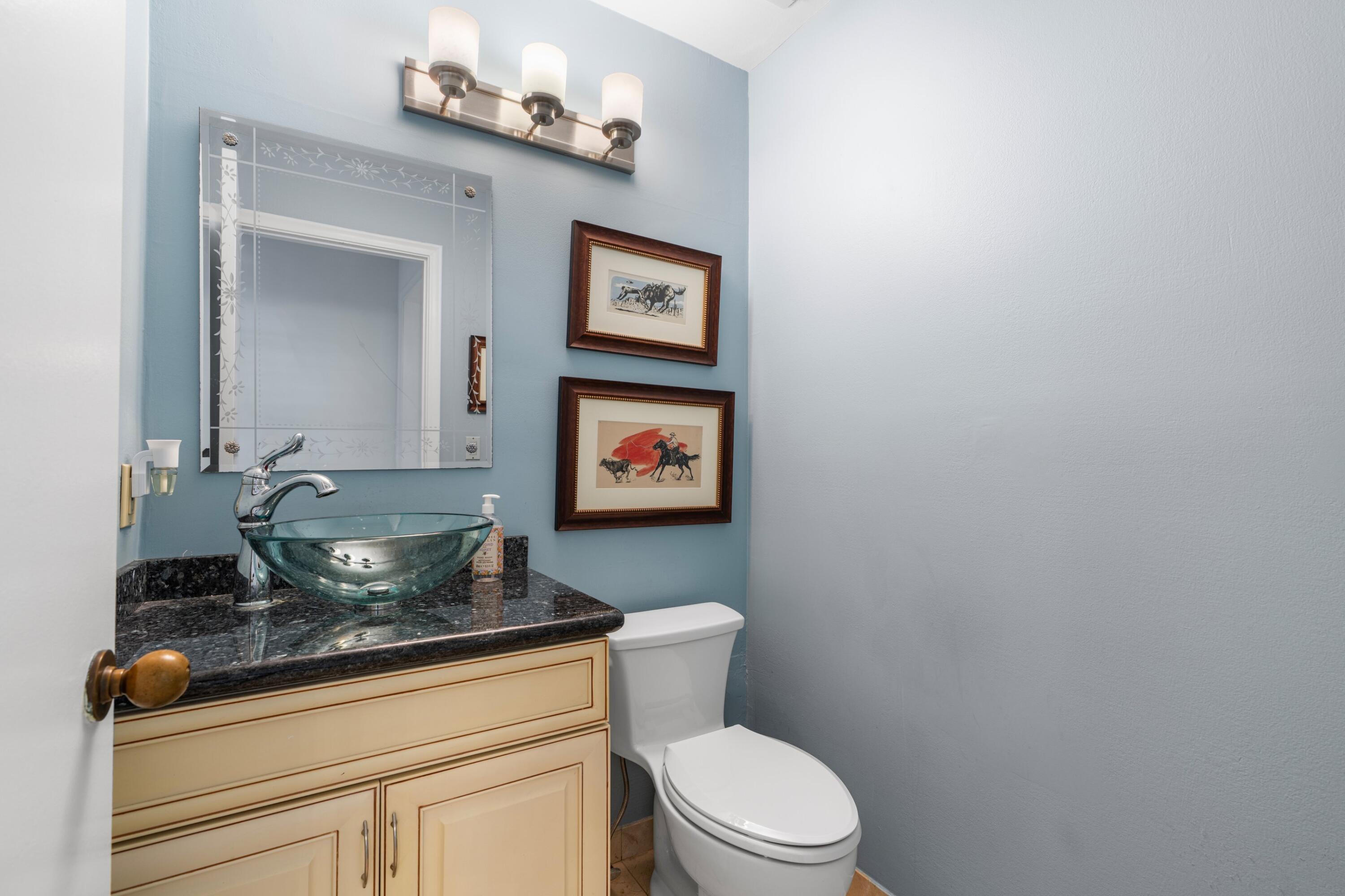 LANDS END - Residential