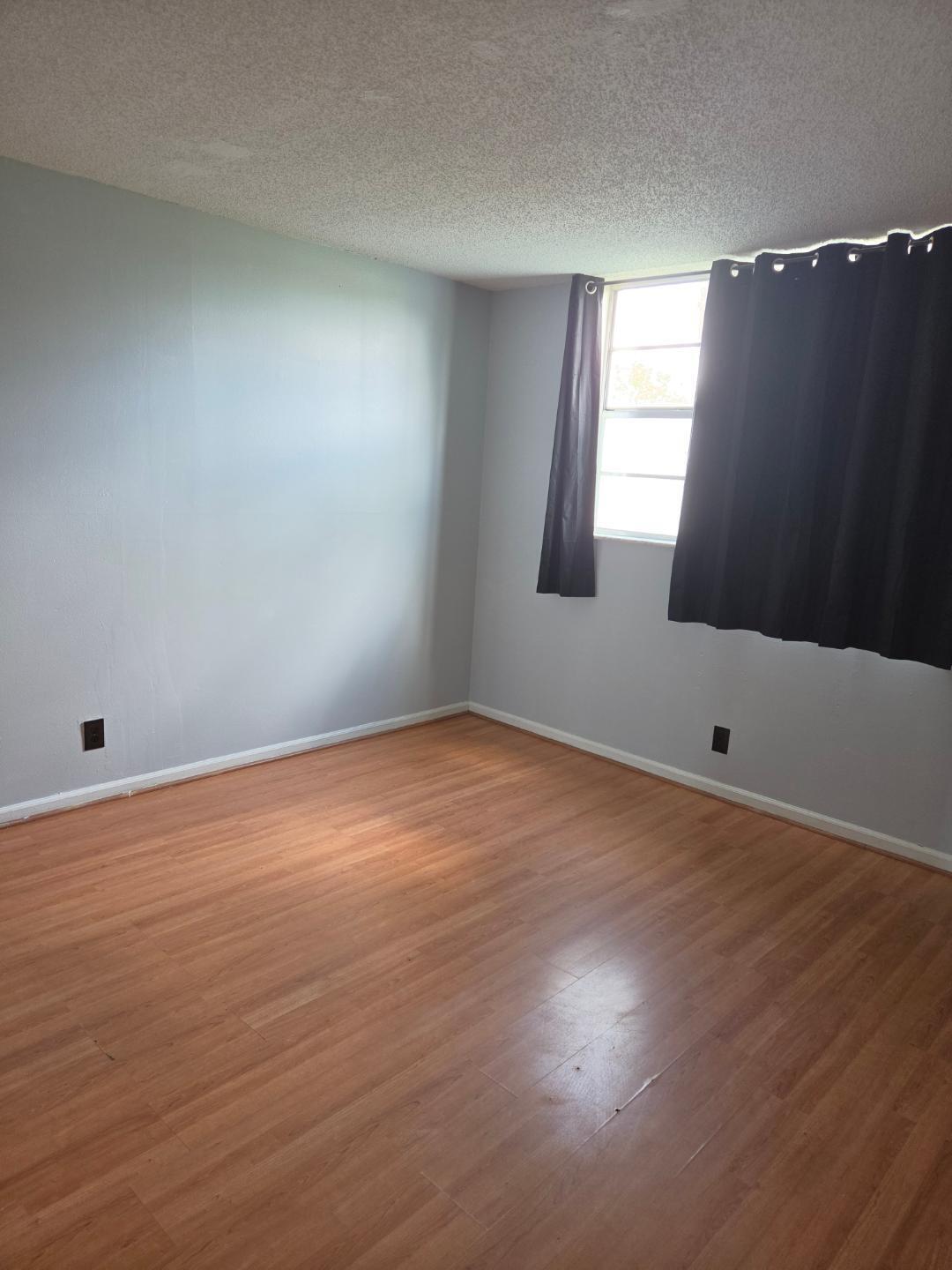 SANDALFOOT BLVD APTS CONDO - Residential Lease