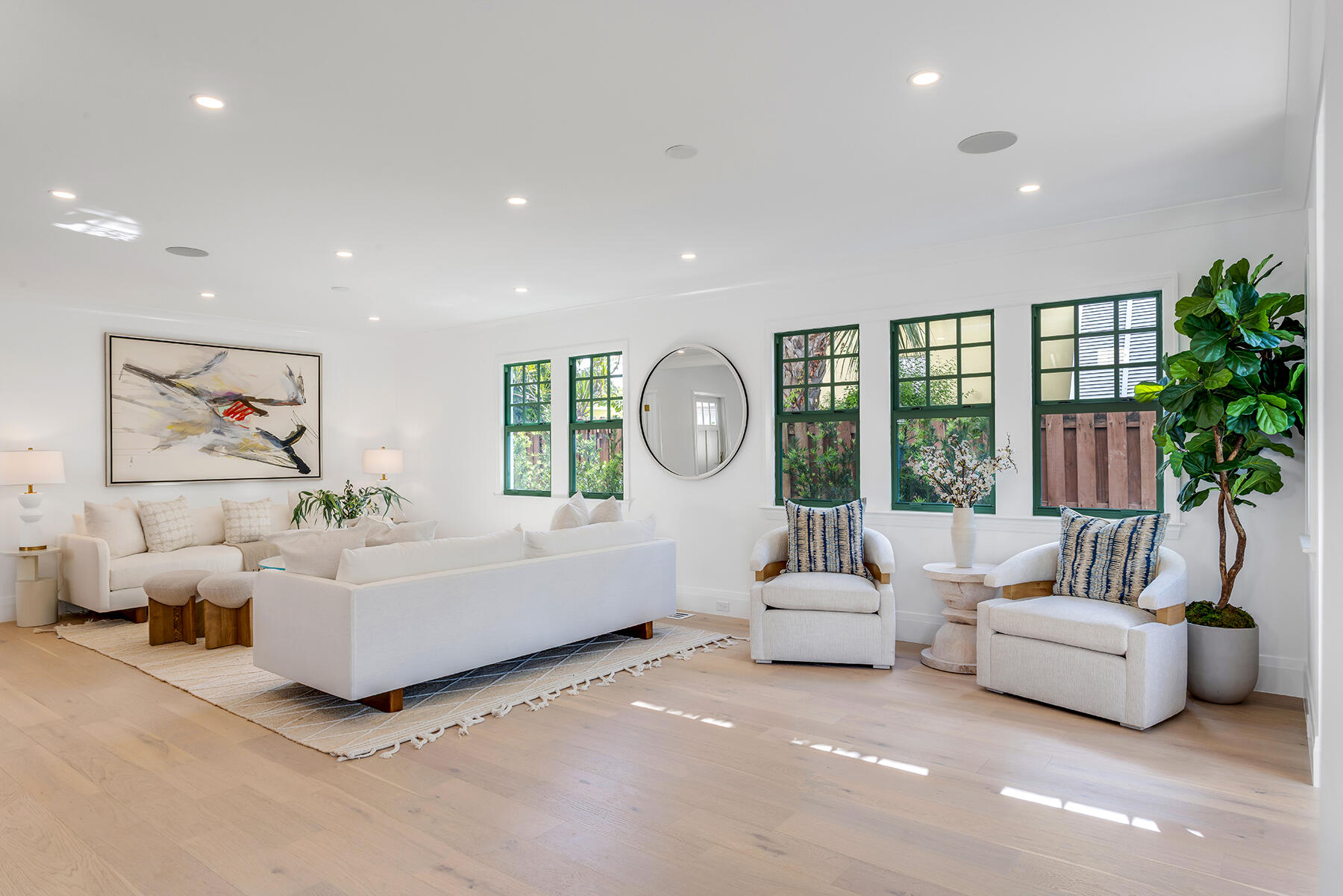 JEANETTE COURT - Residential