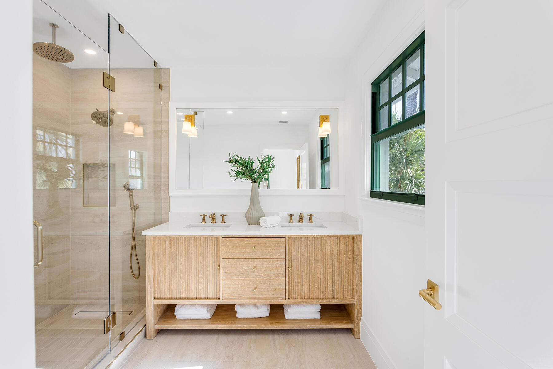 JEANETTE COURT - Residential