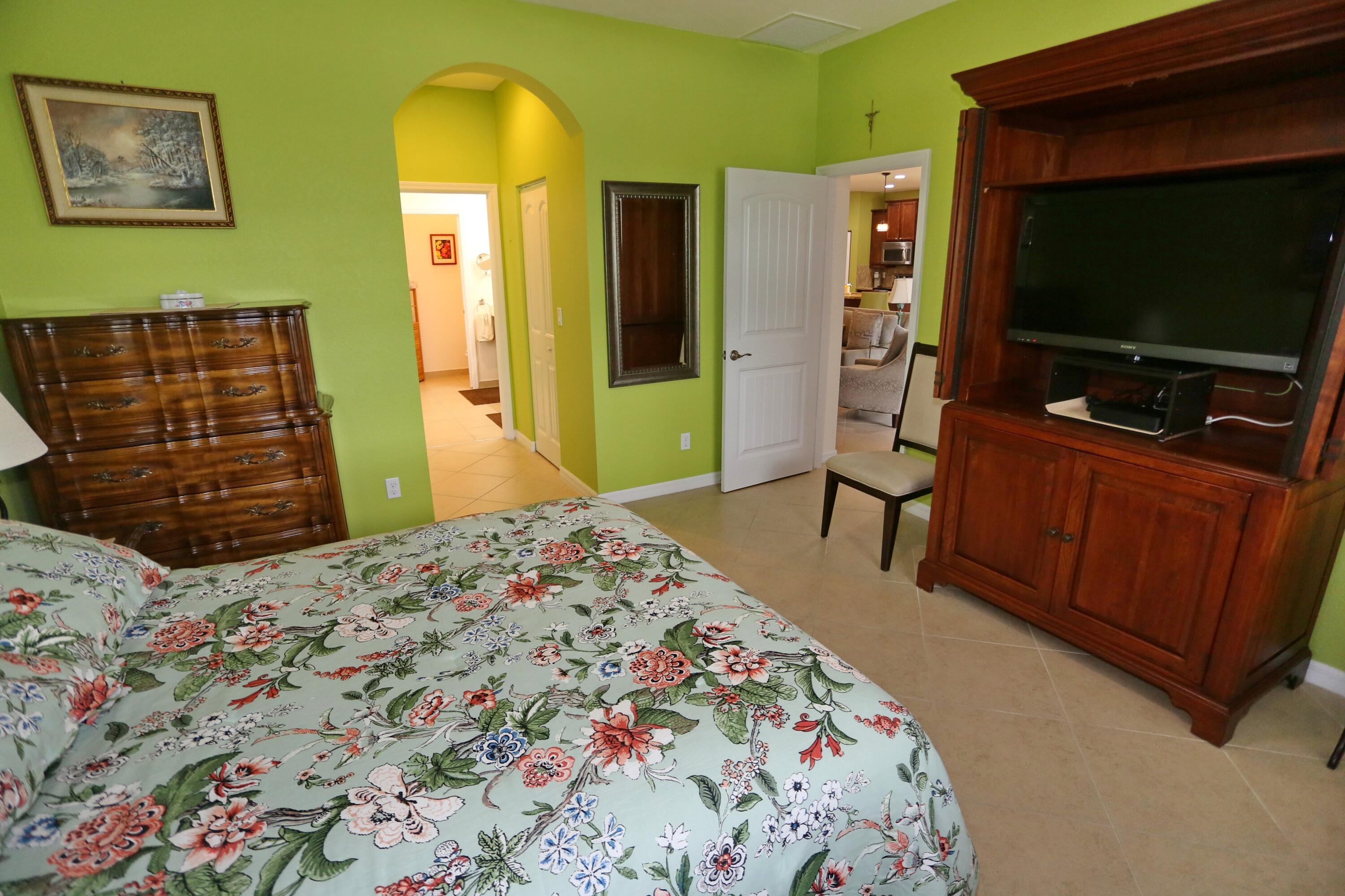 VISTA LAGO - Residential