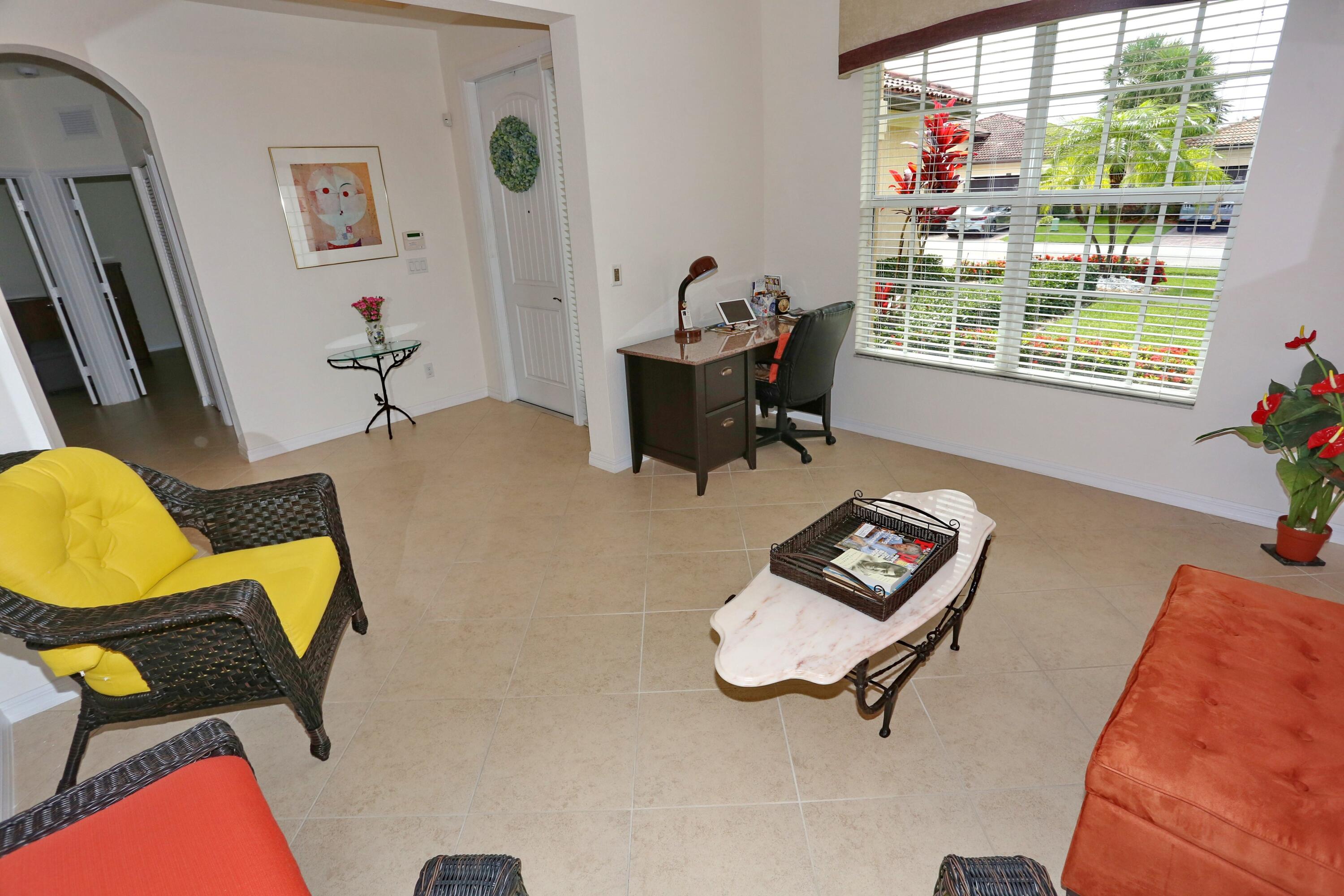 VISTA LAGO - Residential