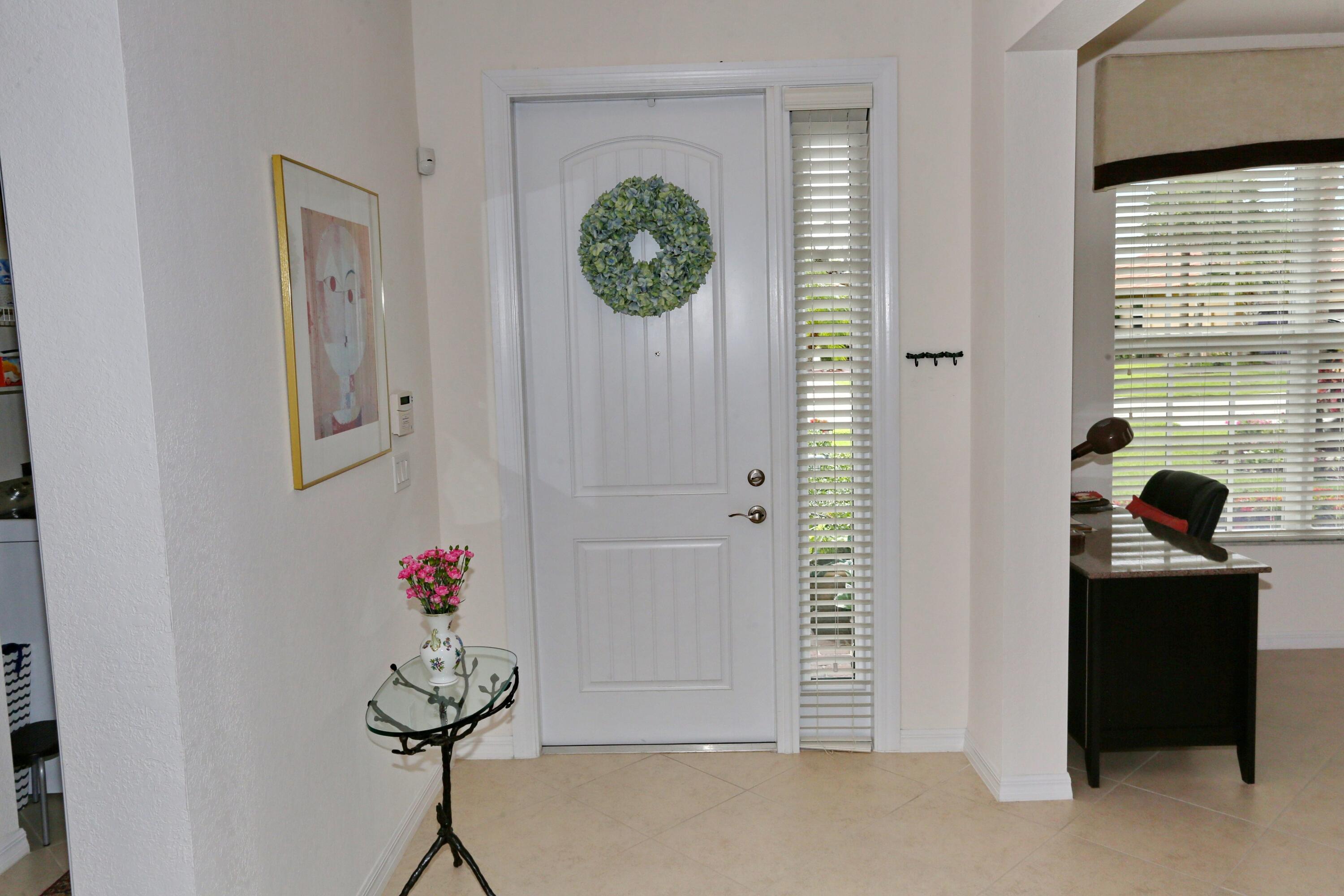 VISTA LAGO - Residential