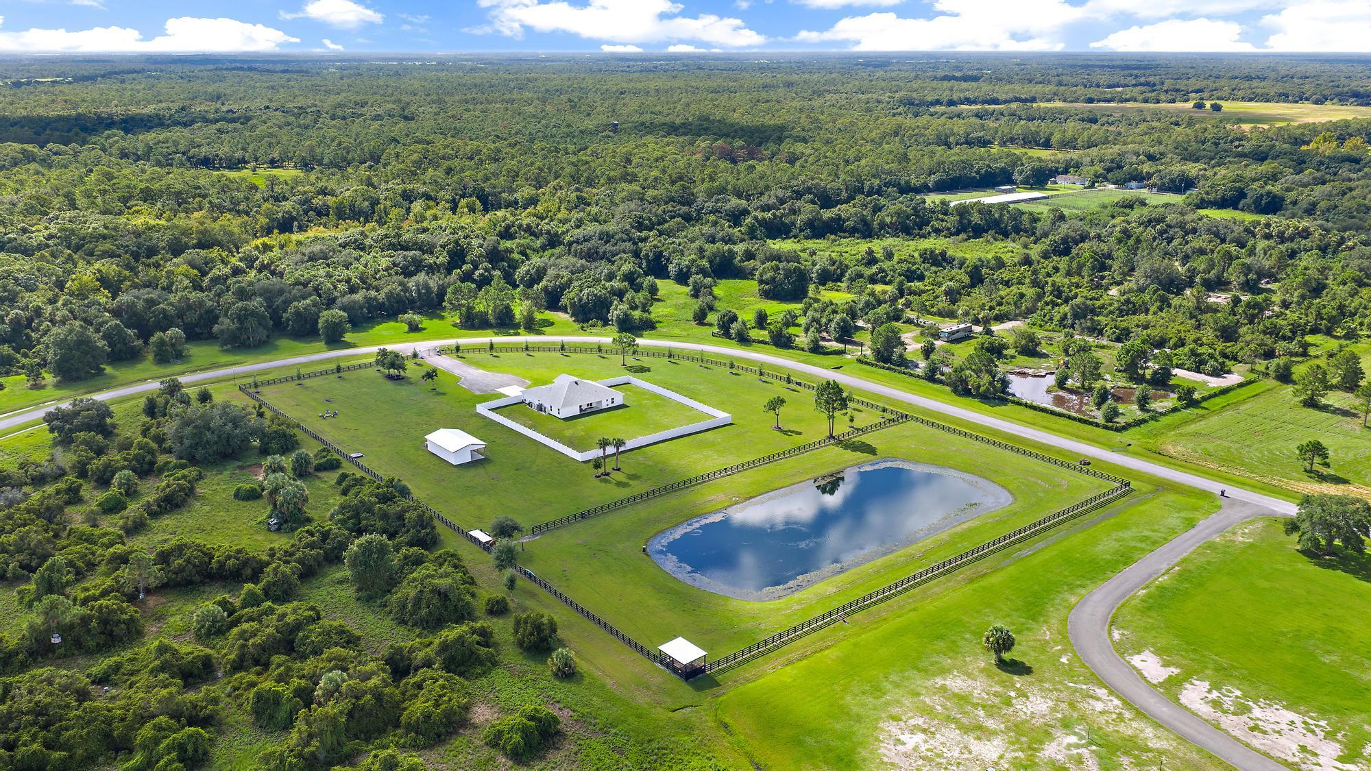BRIDLEWOOD RANCHES - Residential