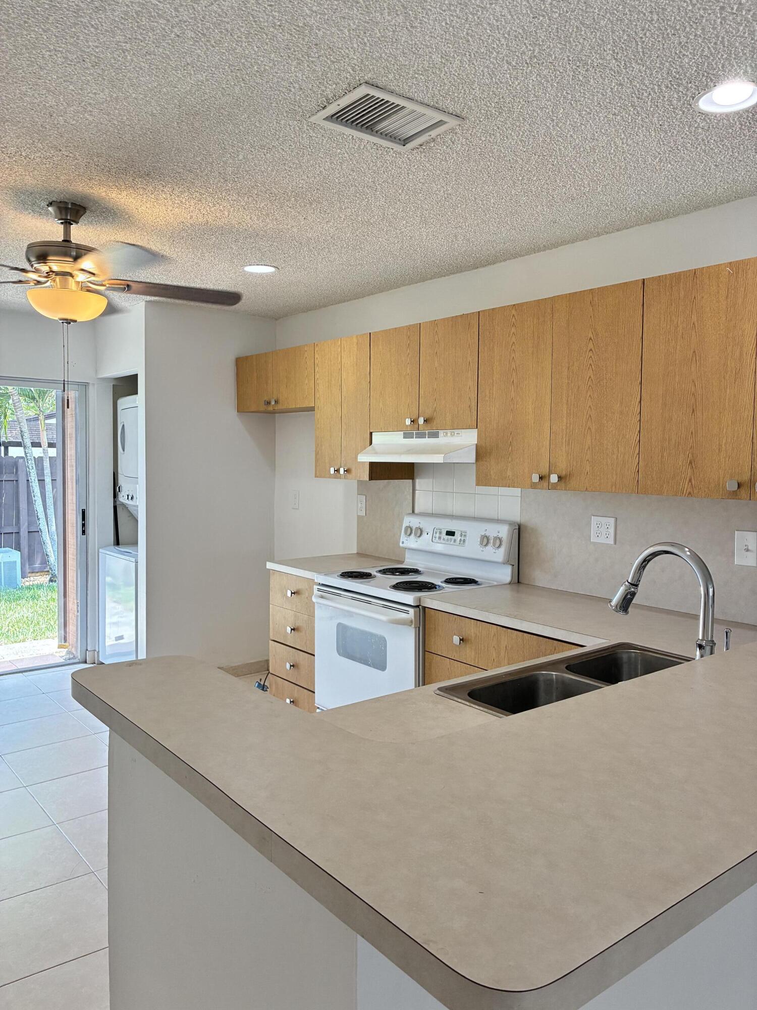 EVERGLADES SUGAR & LAND CO - Residential