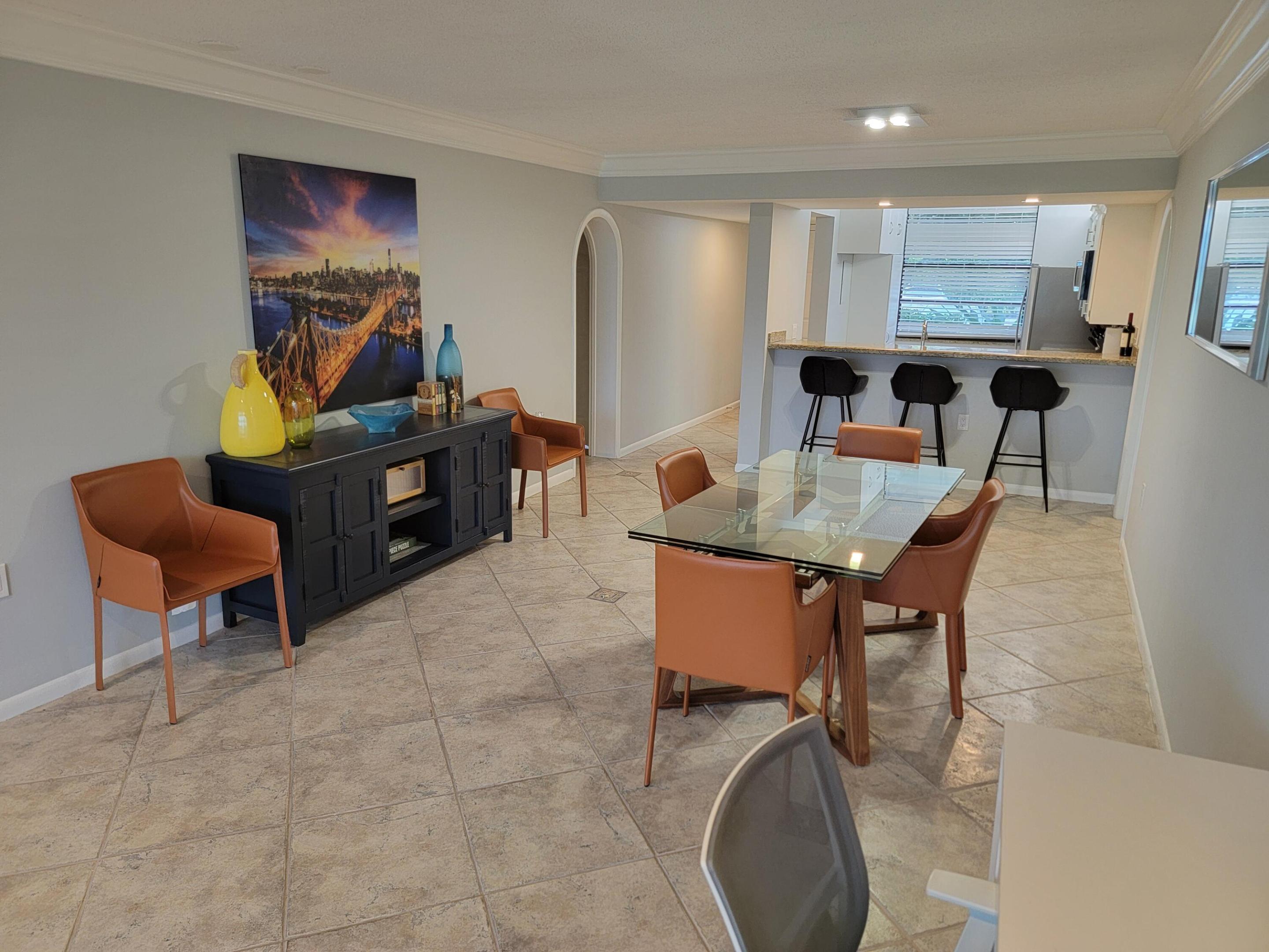 WHITEHALL CONDO OF THE LANDS OF THE PRESIDENT - Residential Lease