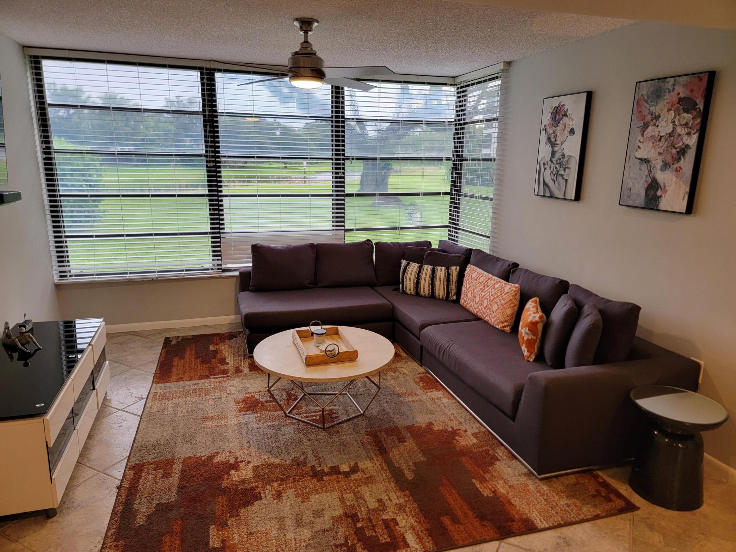 WHITEHALL CONDO OF THE LANDS OF THE PRESIDENT - Residential Lease