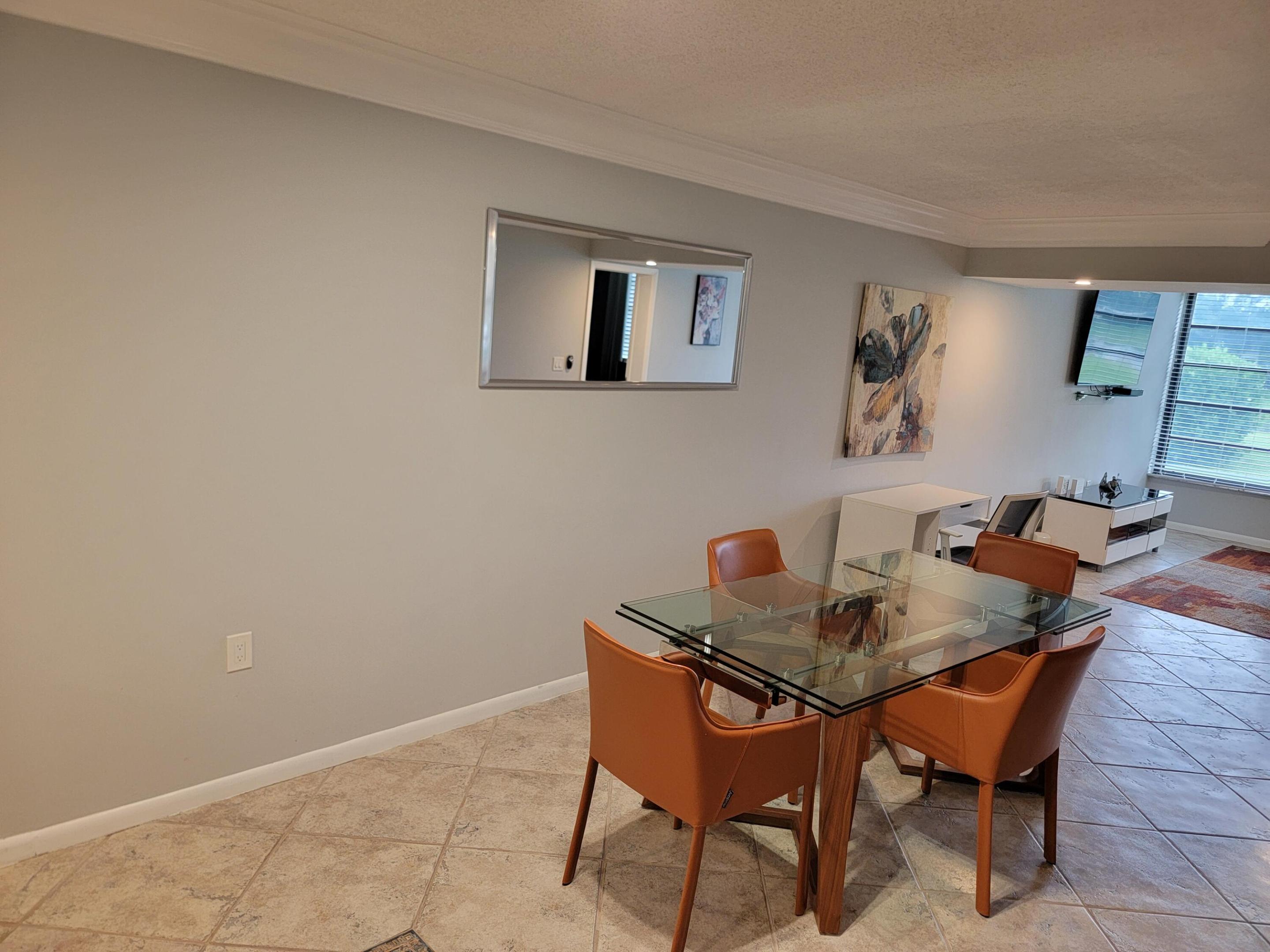 WHITEHALL CONDO OF THE LANDS OF THE PRESIDENT - Residential Lease