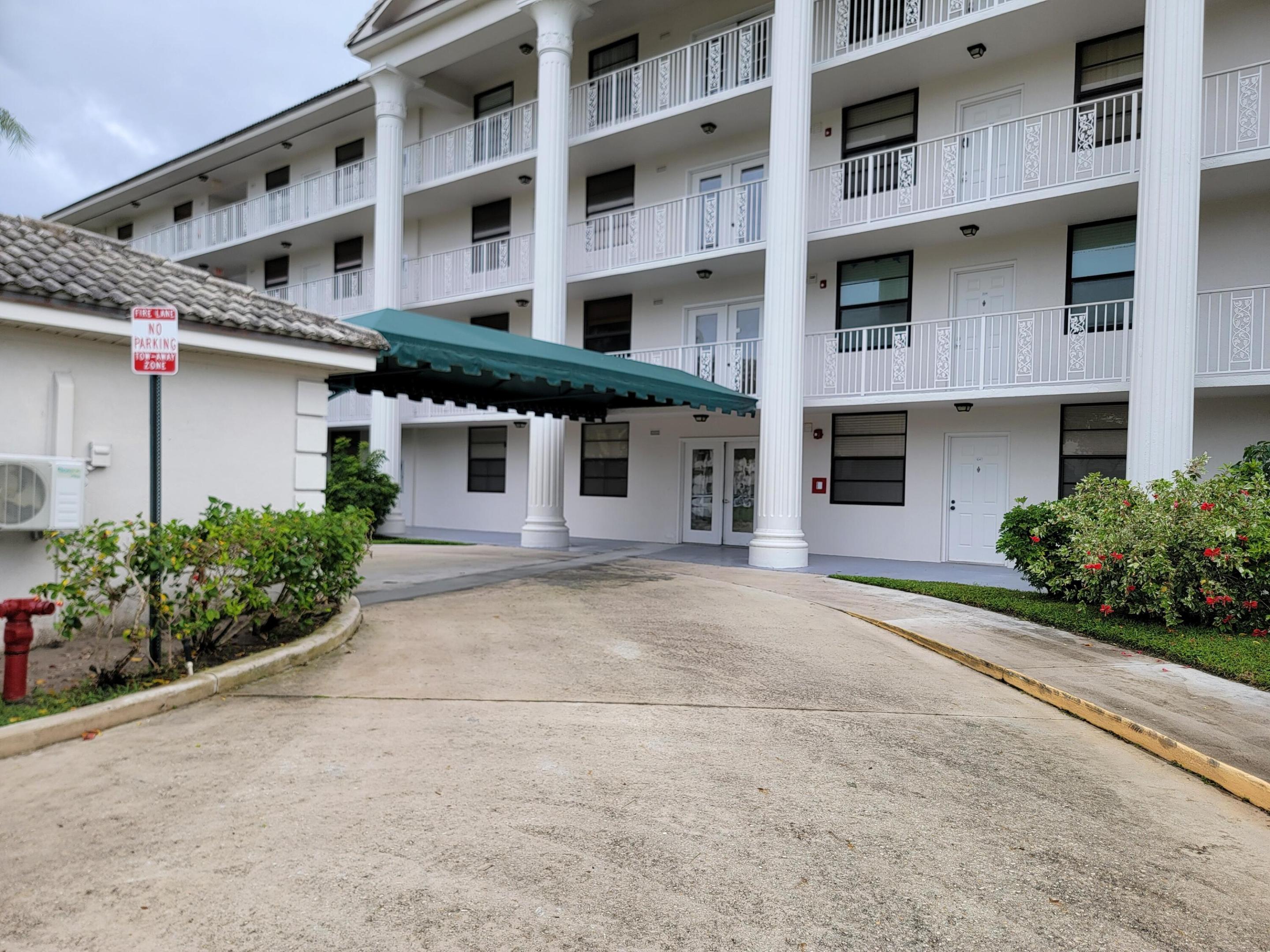 WHITEHALL CONDO OF THE LANDS OF THE PRESIDENT - Residential Lease