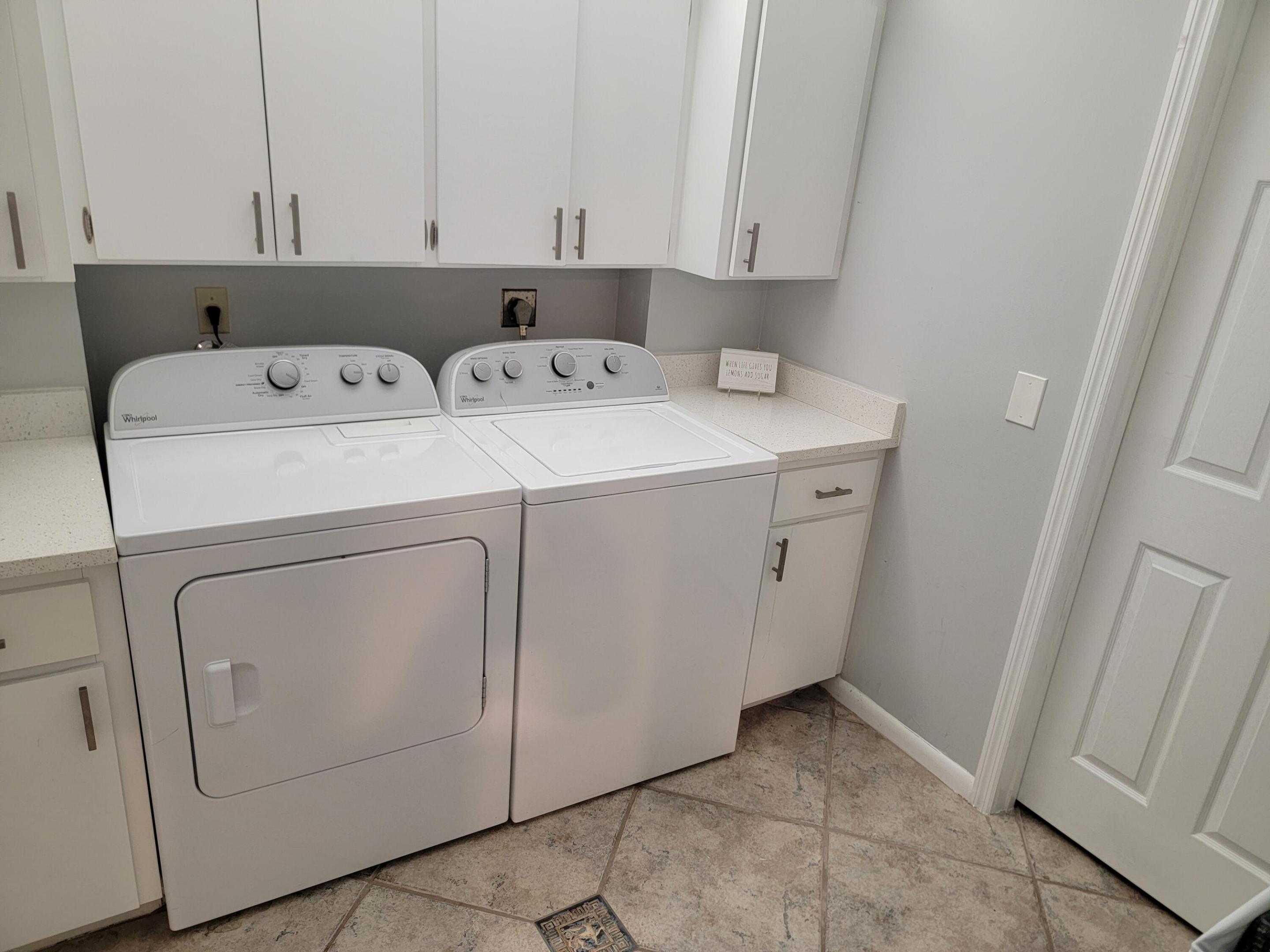 WHITEHALL CONDO OF THE LANDS OF THE PRESIDENT - Residential Lease