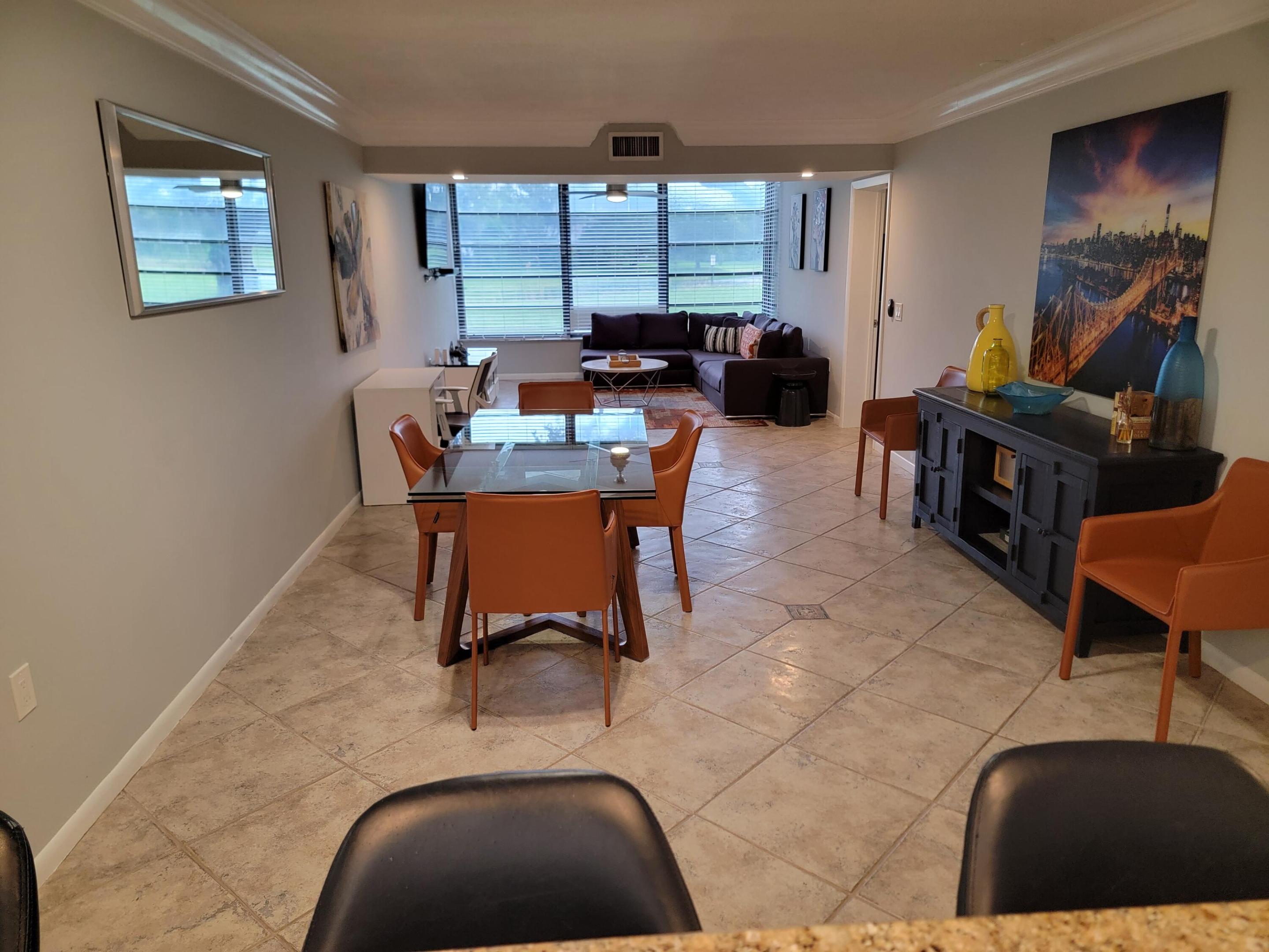WHITEHALL CONDO OF THE LANDS OF THE PRESIDENT - Residential Lease
