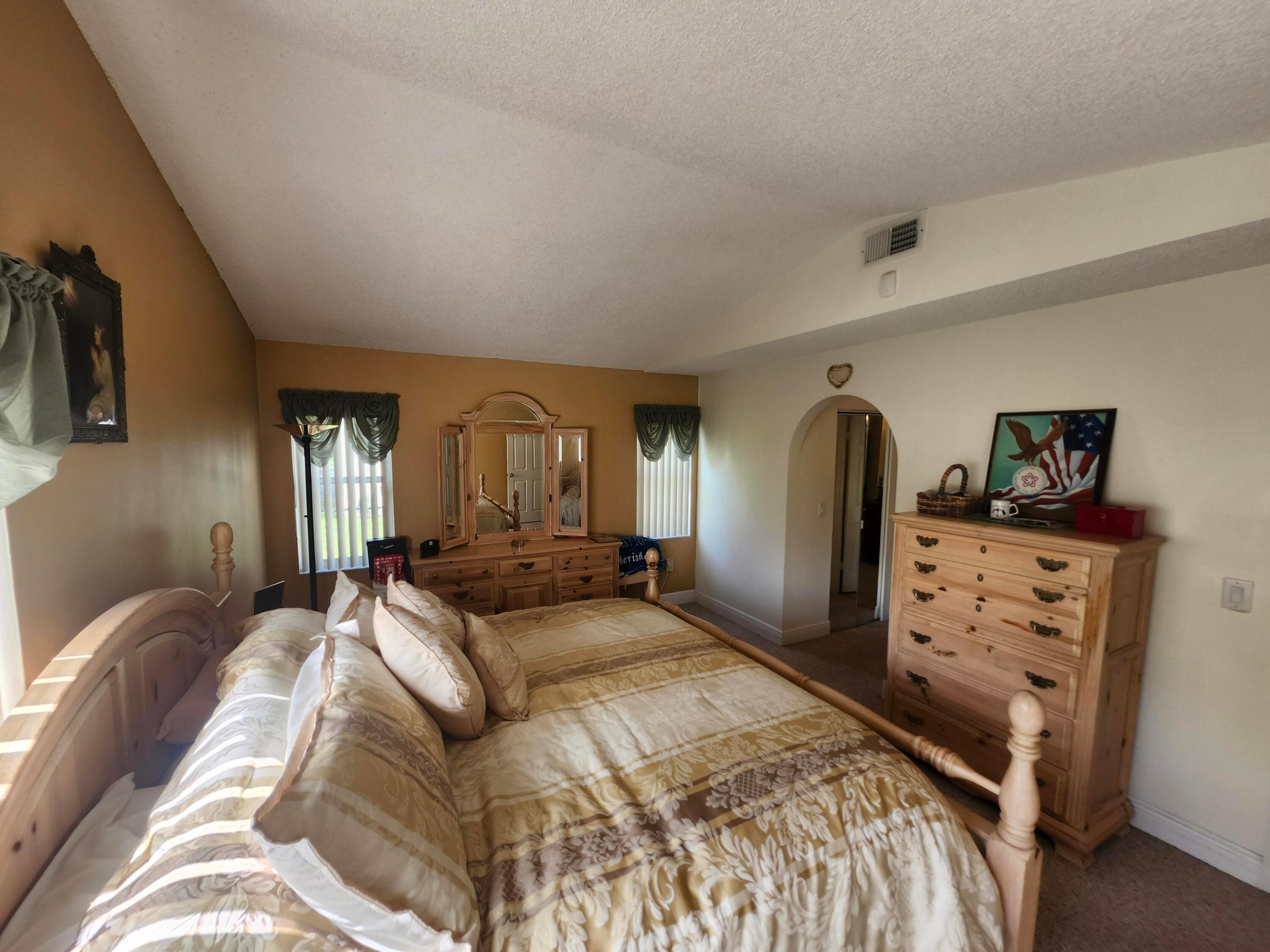CHAPEL OAKS - Residential