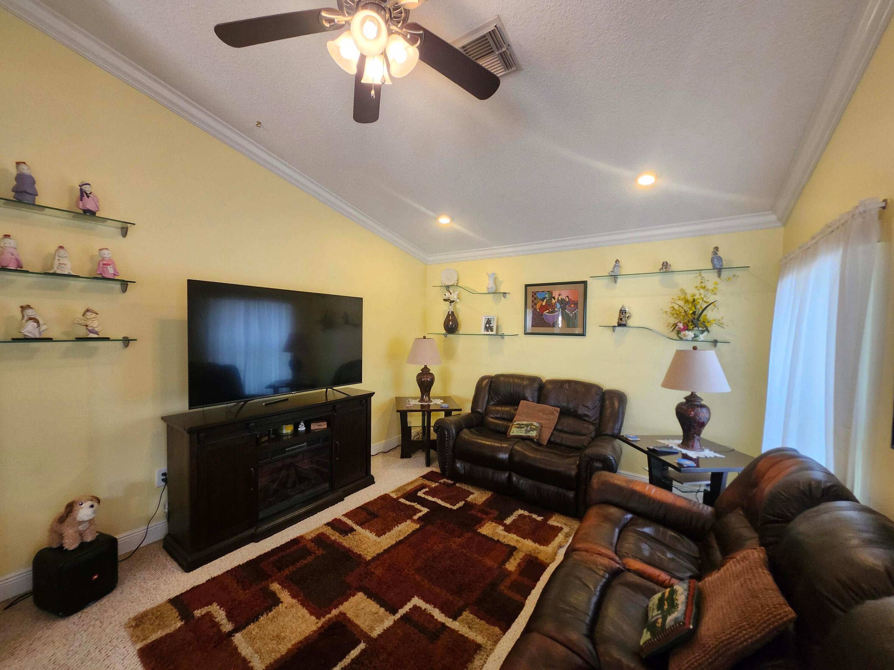 CHAPEL OAKS - Residential
