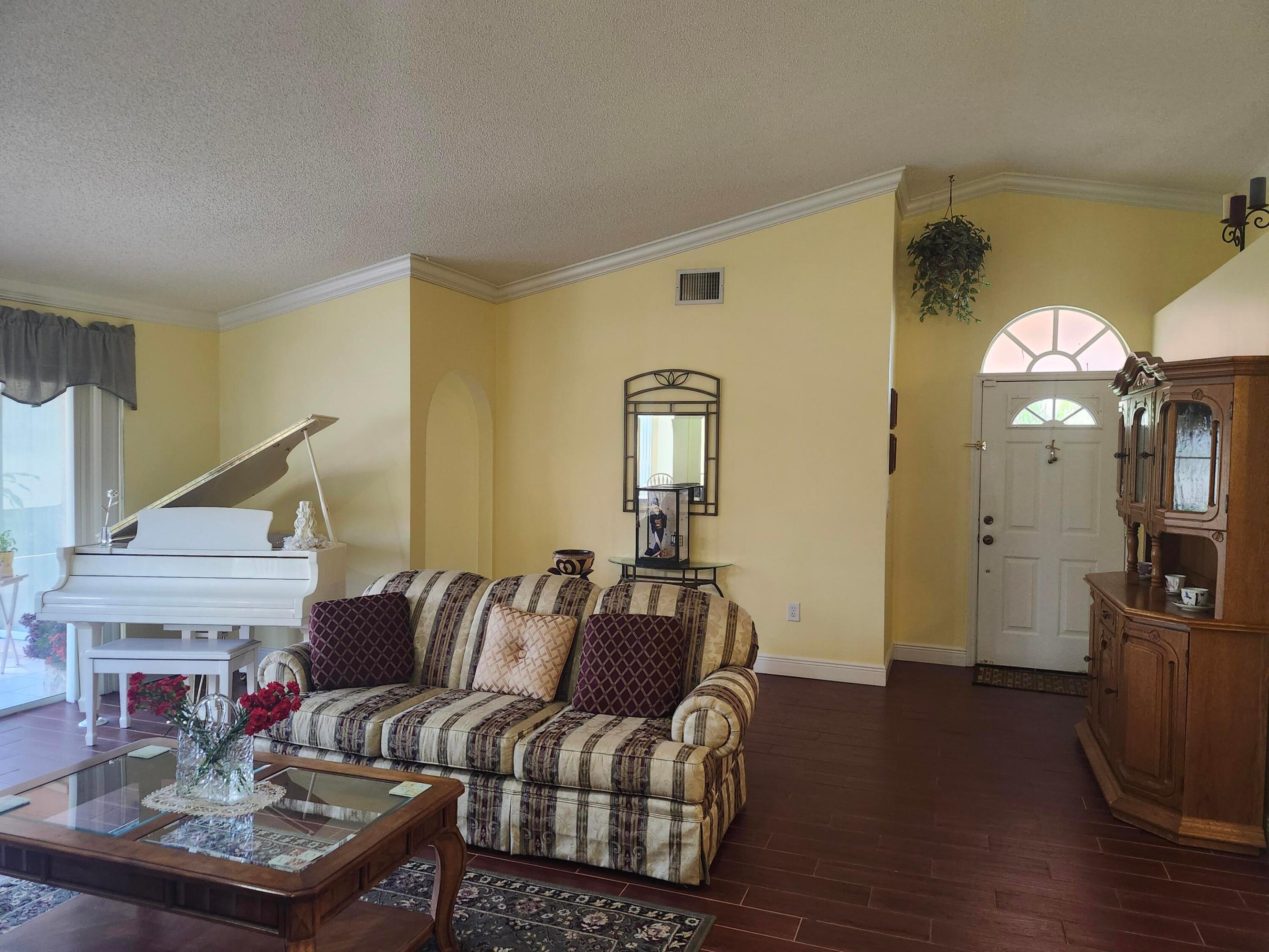 CHAPEL OAKS - Residential