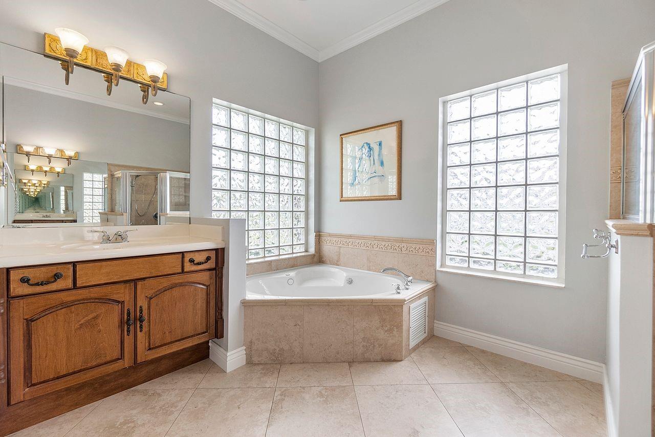 Kensington North 151-25 B - Residential