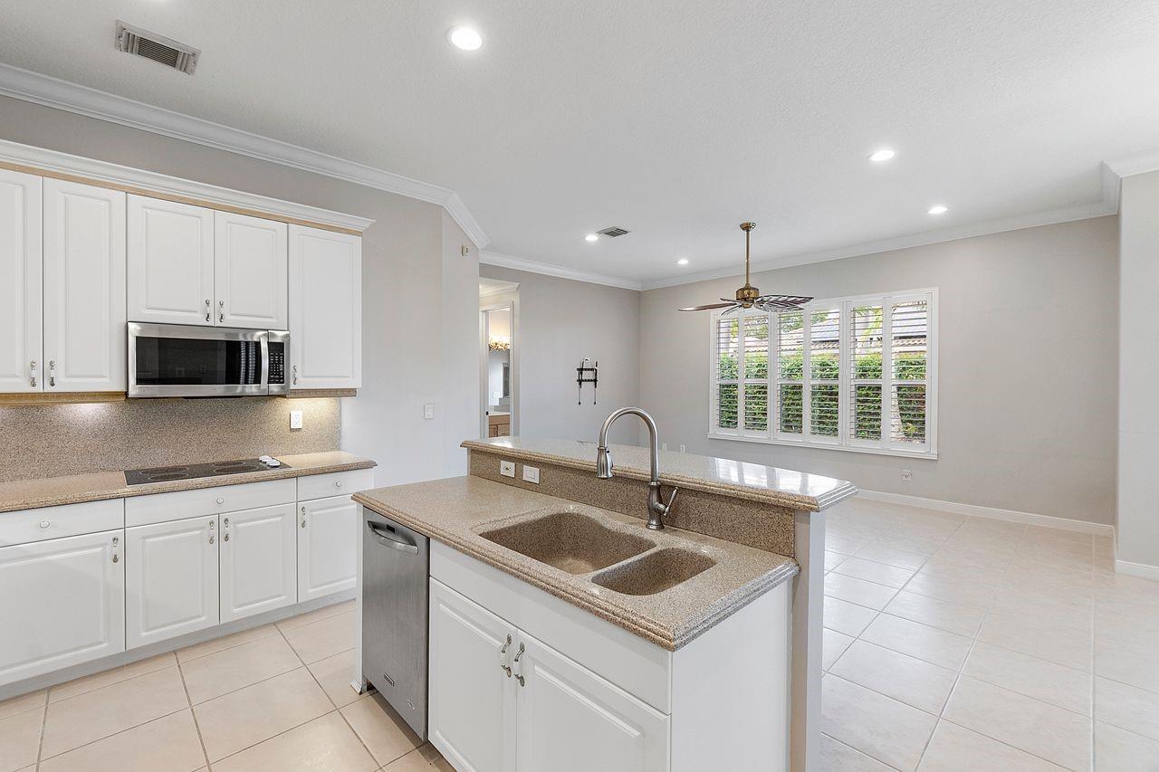 Kensington North 151-25 B - Residential