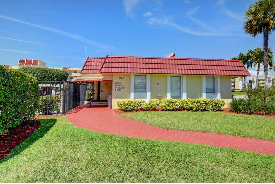 BARWOOD CONDO - Residential