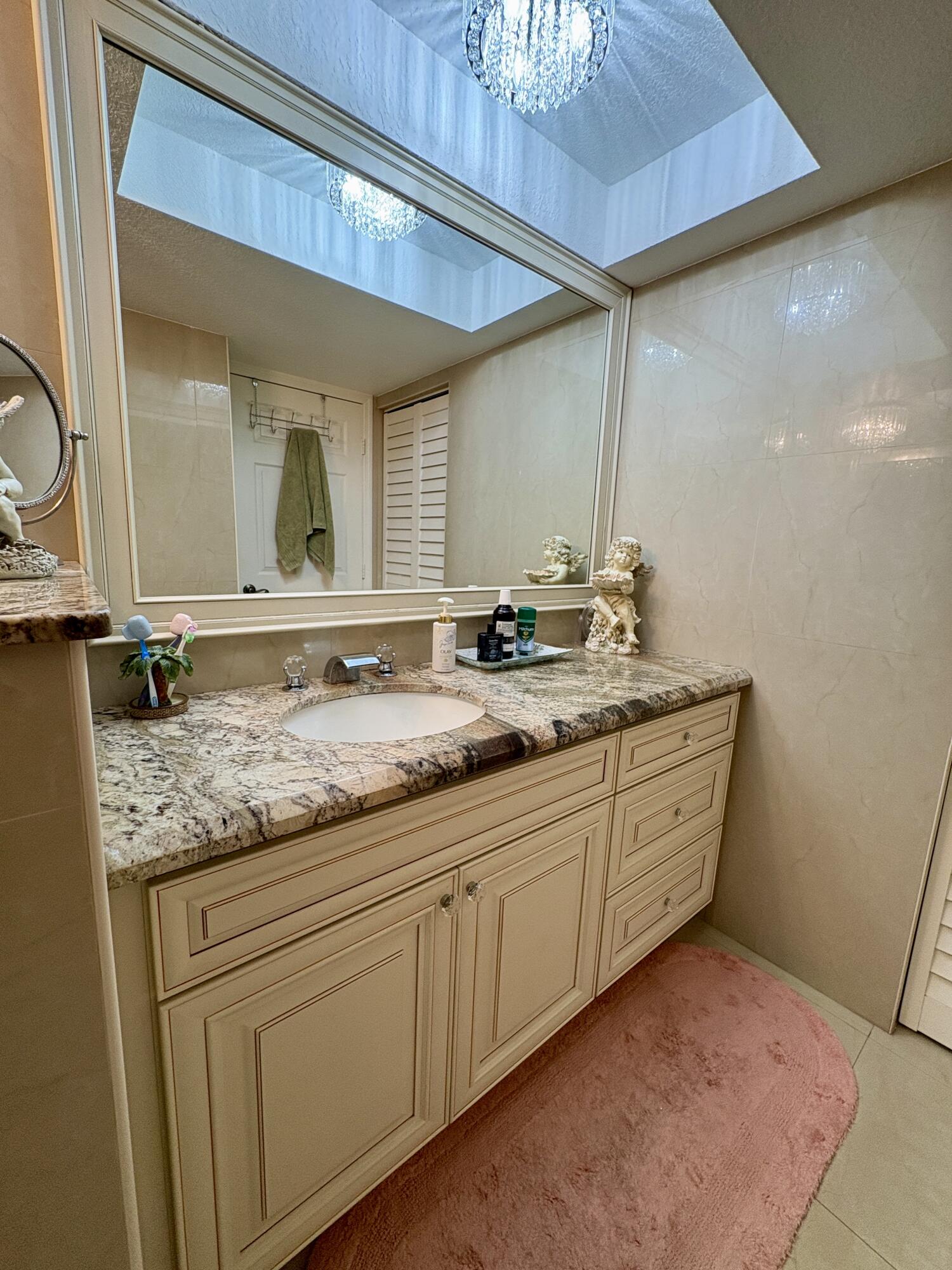 BARWOOD CONDO - Residential