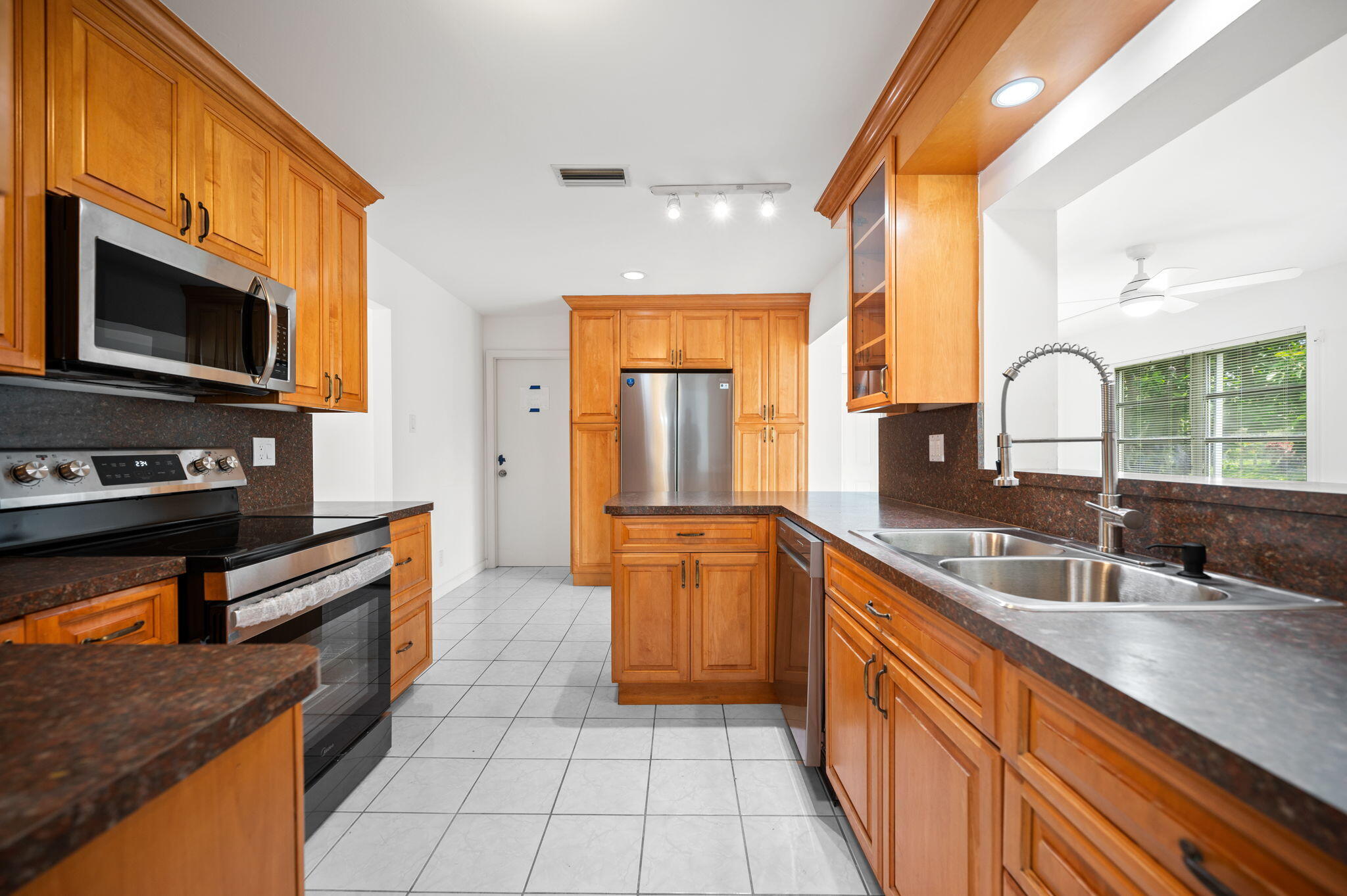 PARADISE GARDENS SEC 3 - Residential