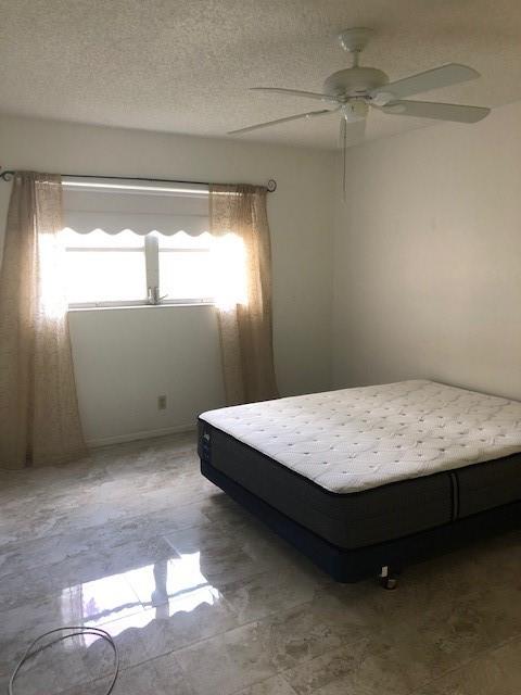Oriole Golf and Tennis - Residential