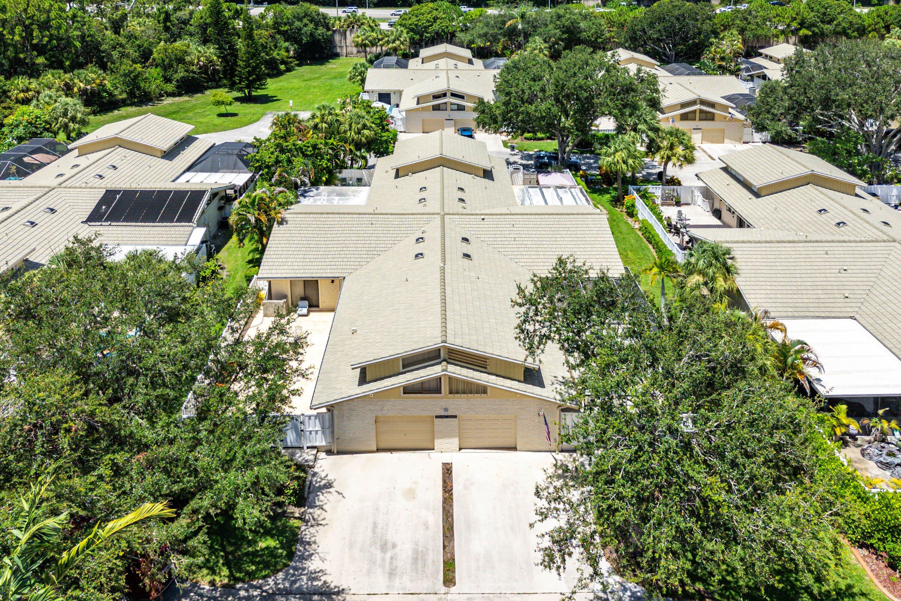 WESTWOOD LAKES 4 WESTWOOD GARDENS - Residential