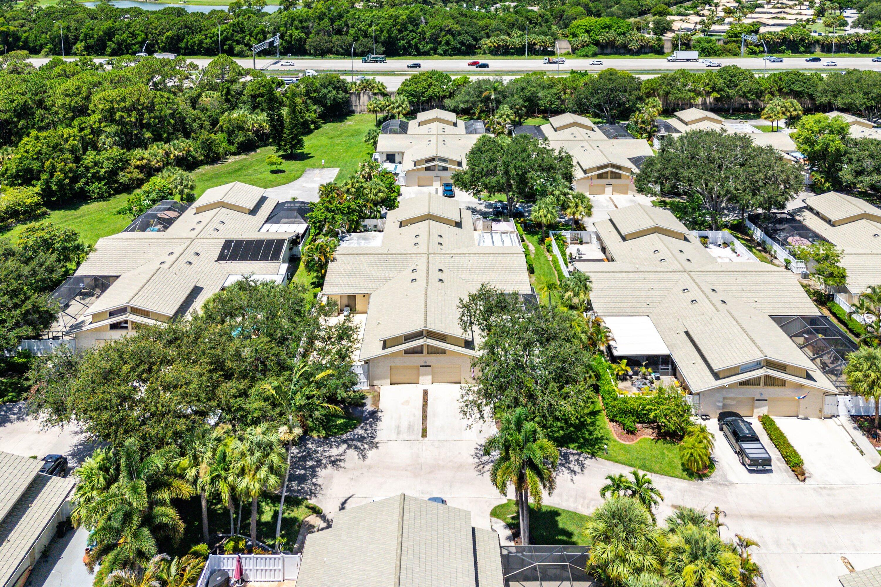 WESTWOOD LAKES 4 WESTWOOD GARDENS - Residential