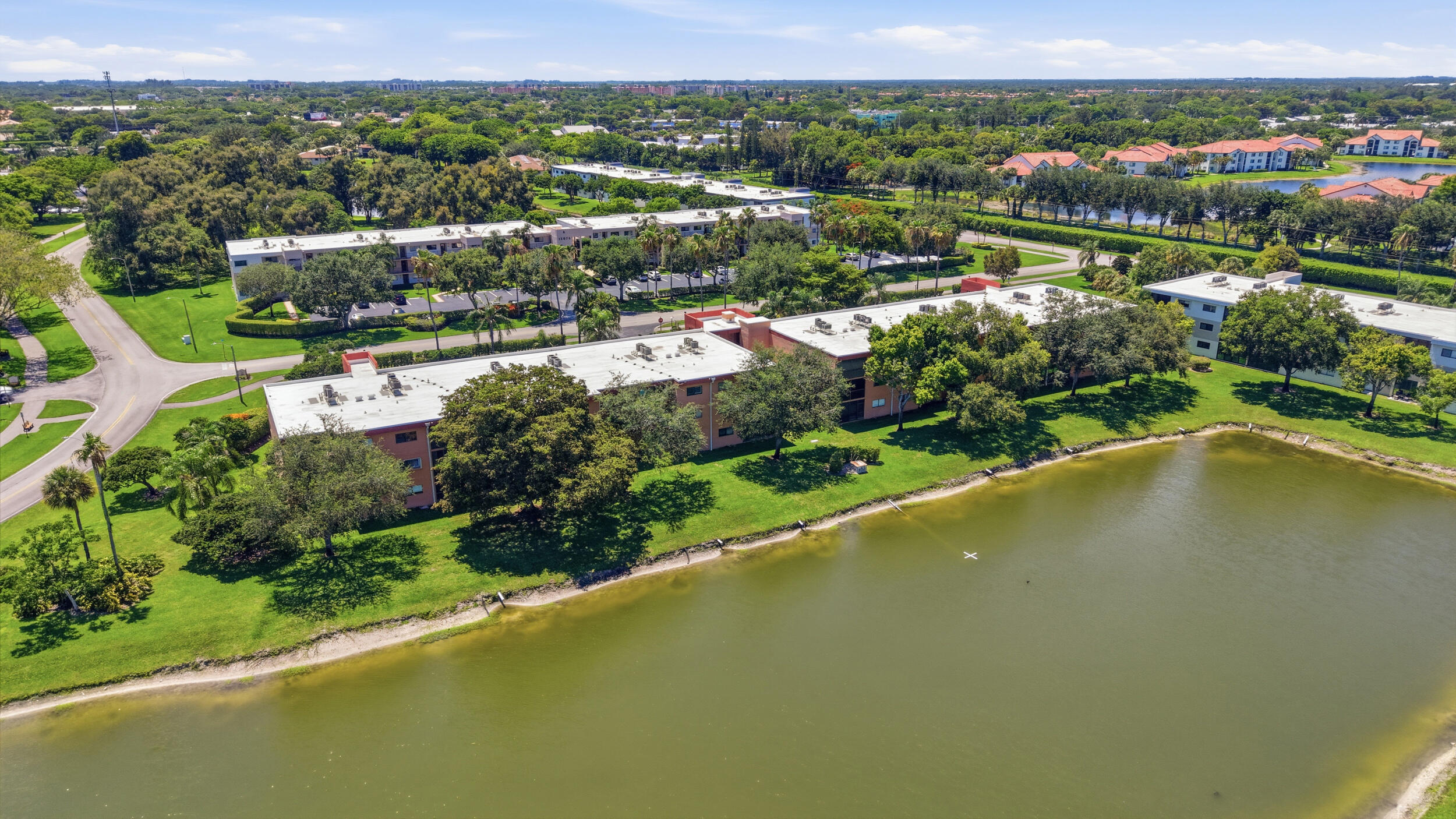 WATERSEDGE AT THE LAKES OF DELRAY CONDO C - Residential